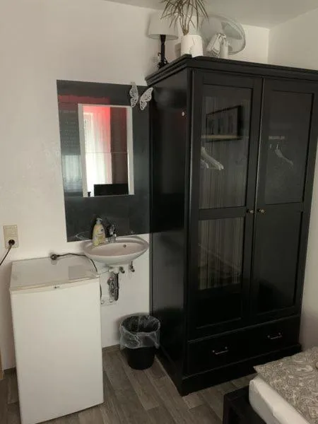 wardrobe in Hostel Nürnberg