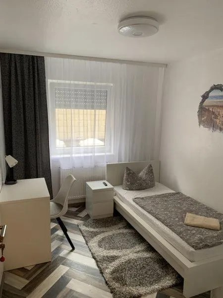 Photo of the whole room, Bed in Hostel Nürnberg