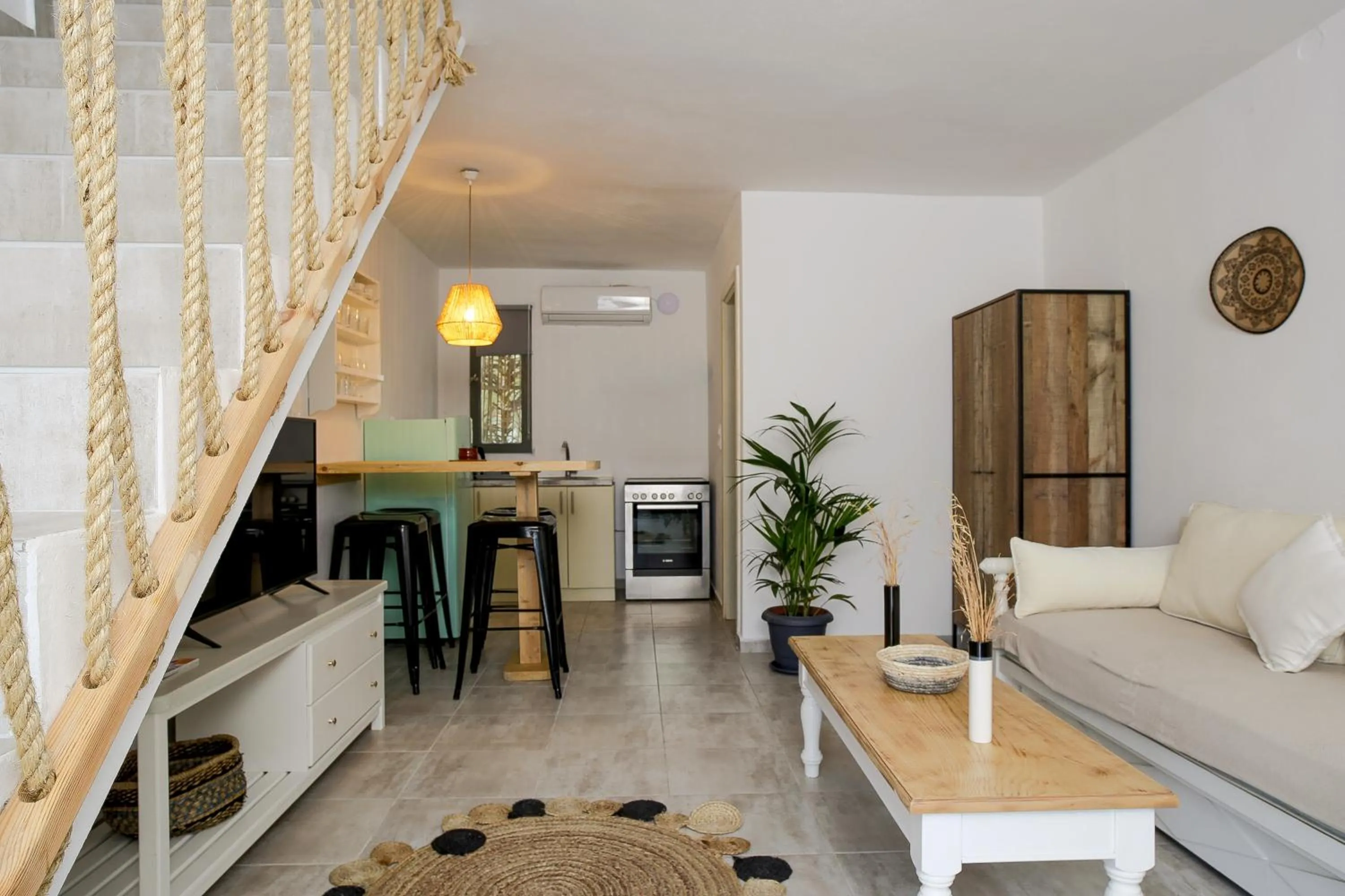 TV and multimedia in Exi Sea Side Suites