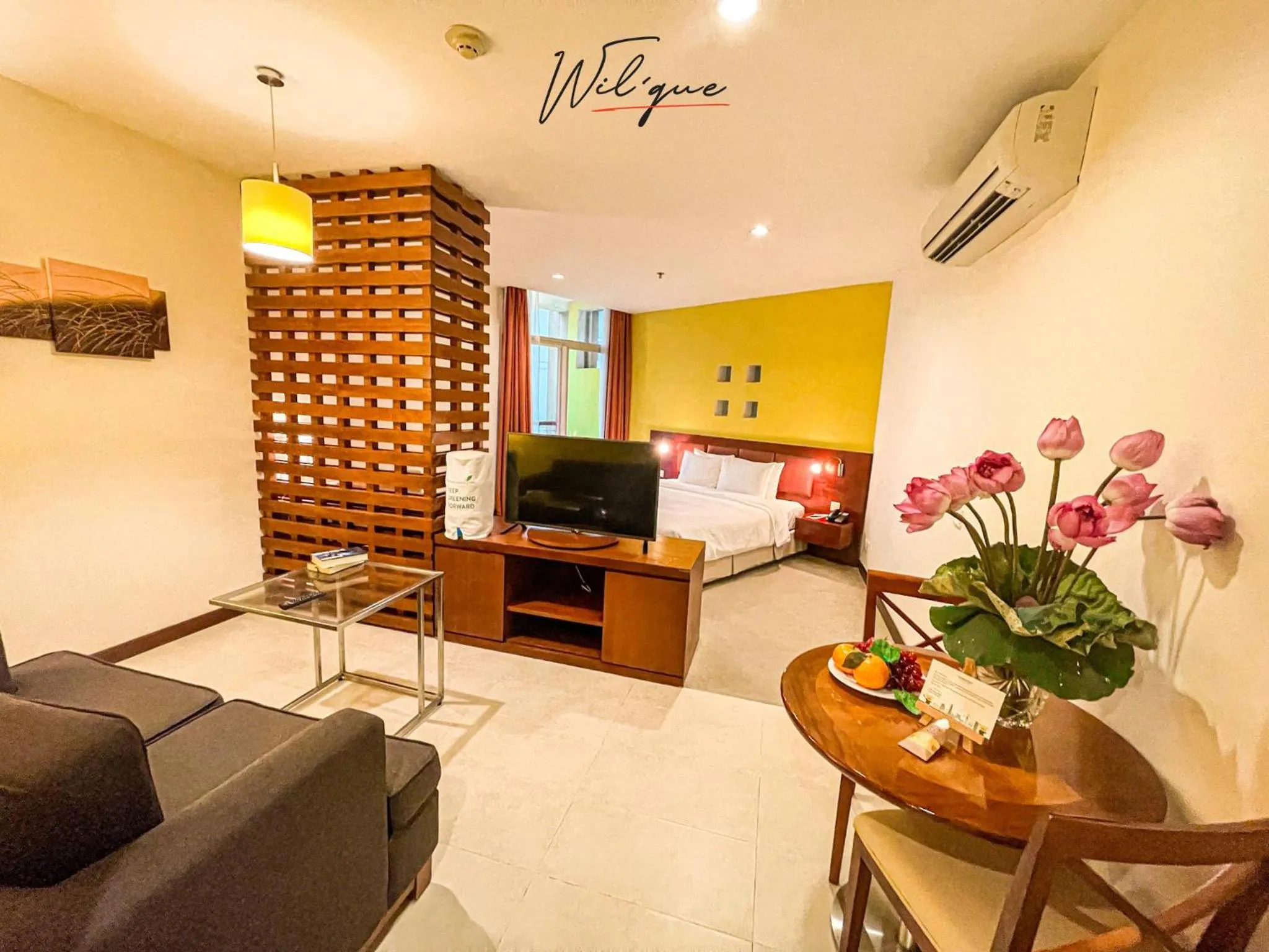 TV and multimedia in Wil'que Westlake Hotel & Residences