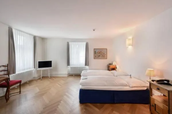 Bed in Hotel im Schlosspark