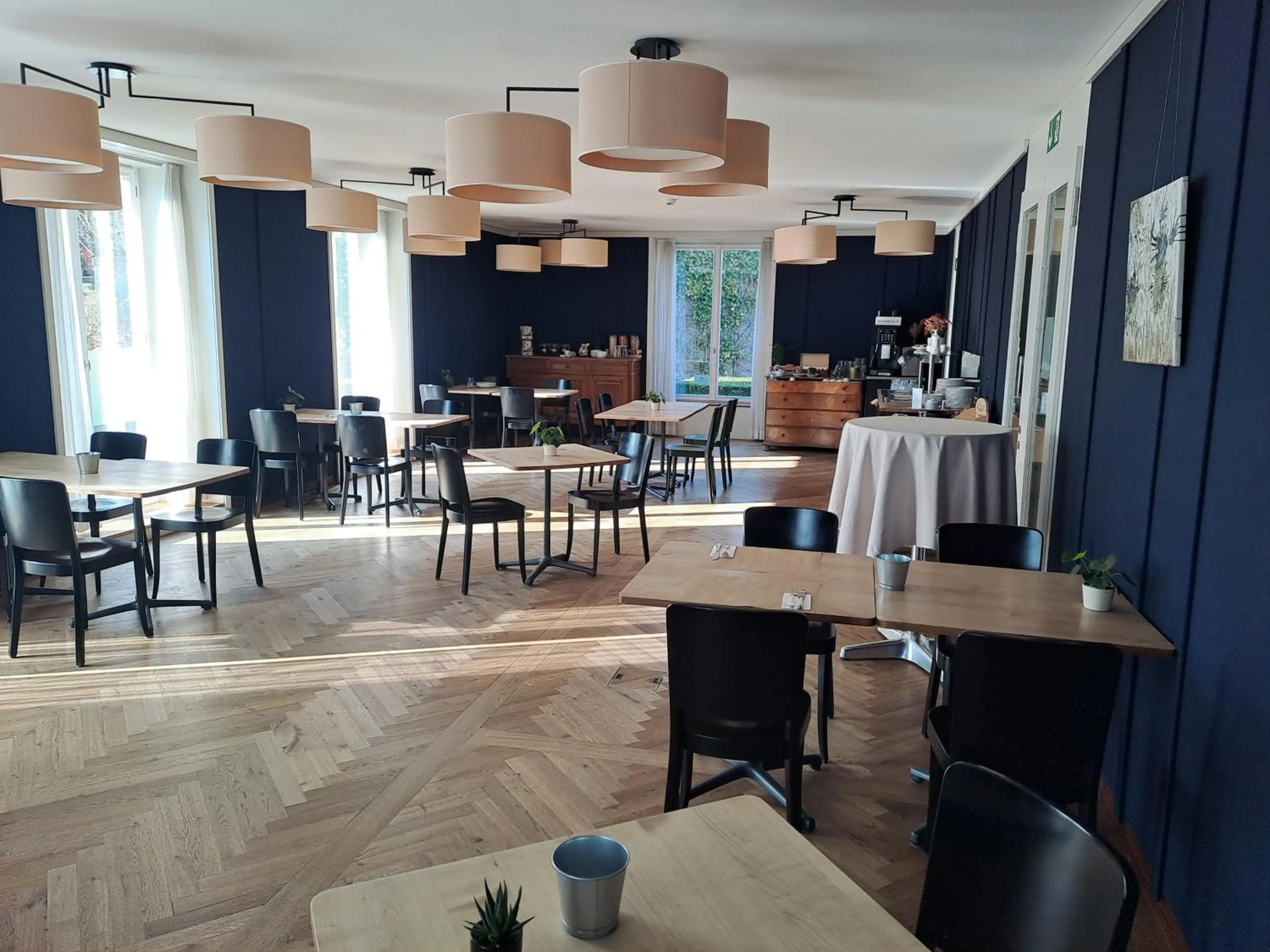 Restaurant/places to eat in Hotel im Schlosspark