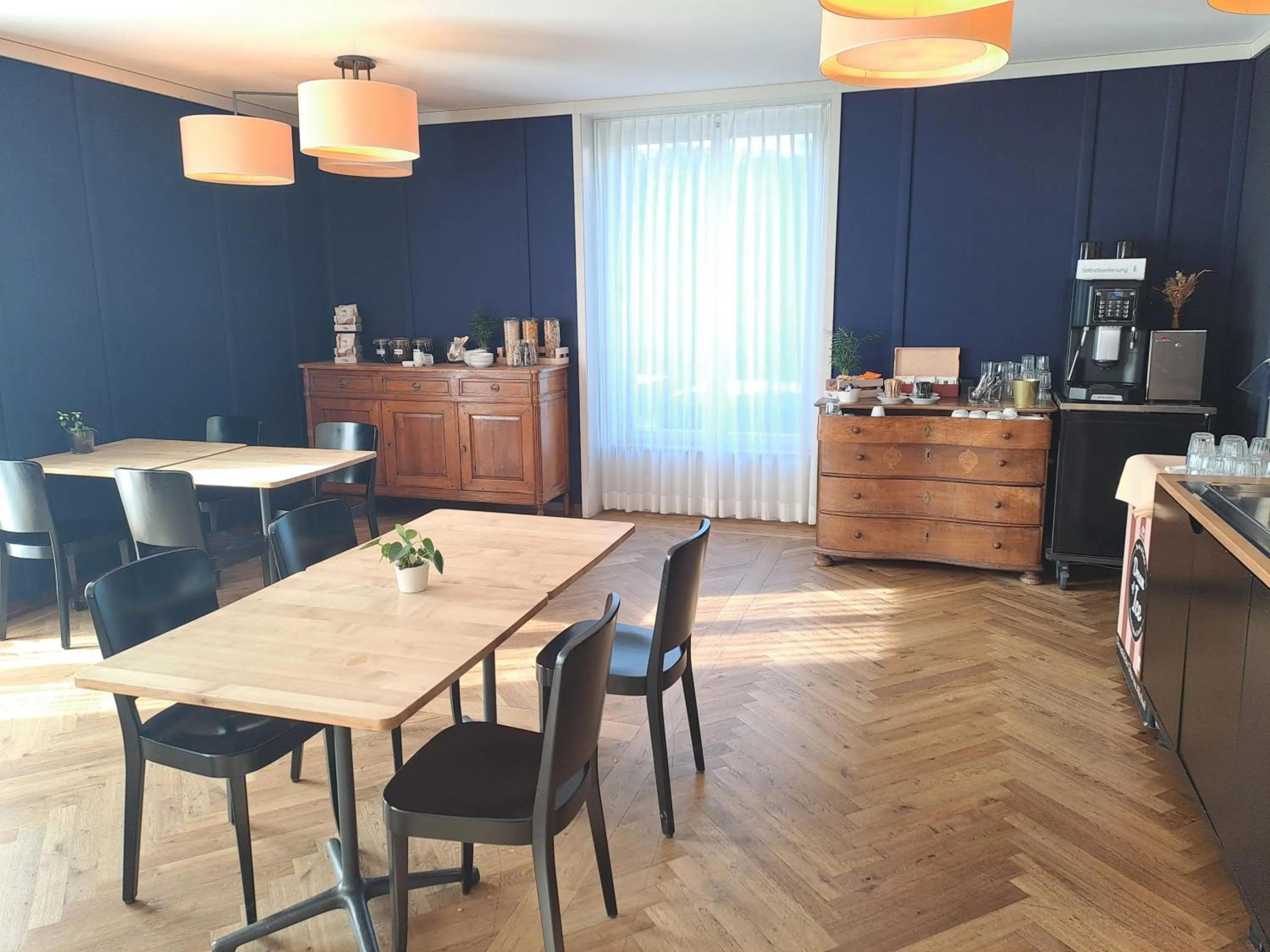 Restaurant/places to eat in Hotel im Schlosspark