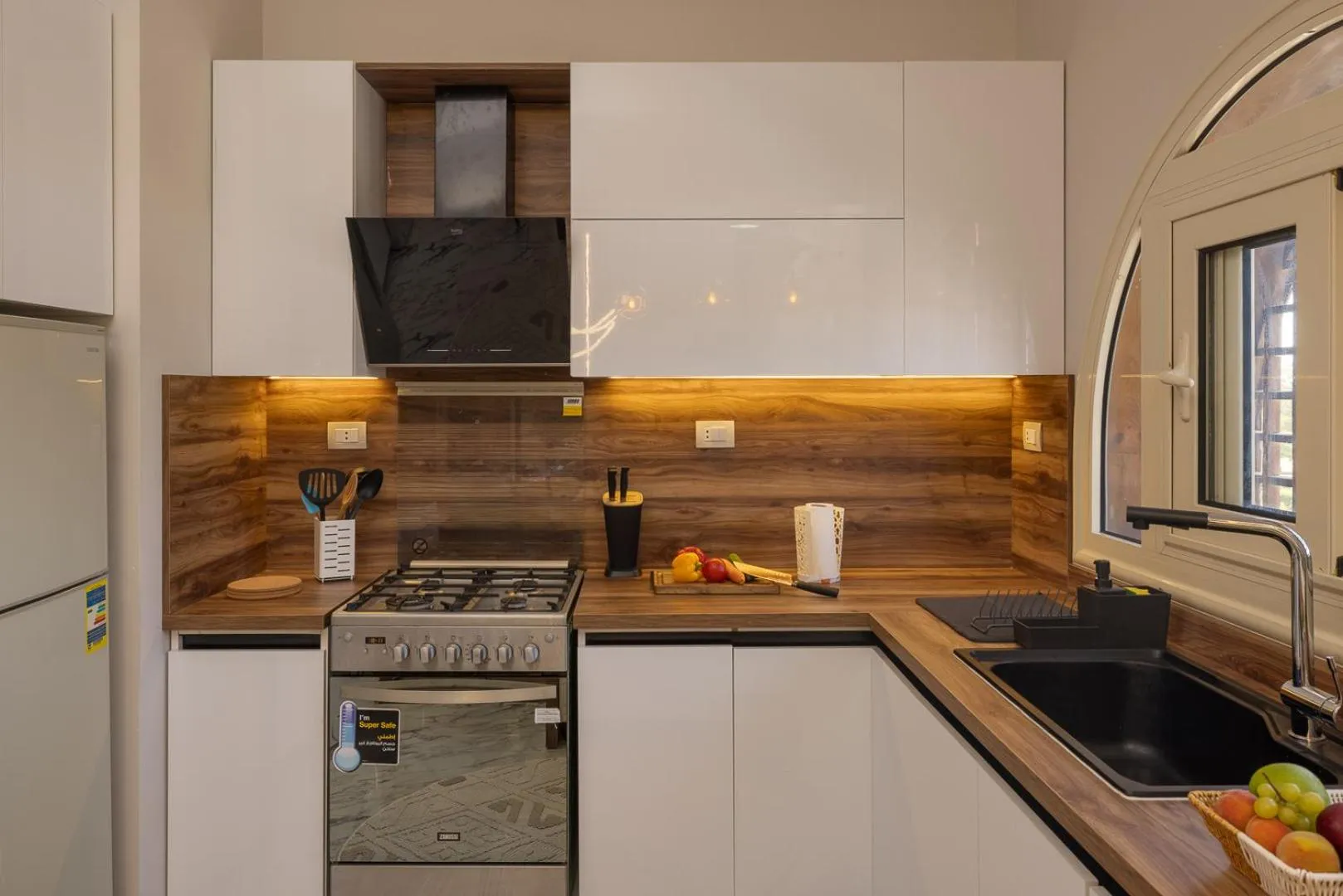 Kitchen or kitchenette in Marina Resort New Alamein By Seven Seasons