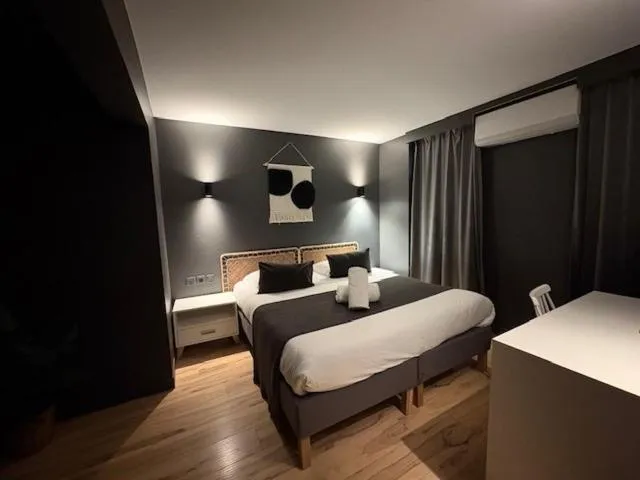 Bed in Hôtel Gallia Cannes