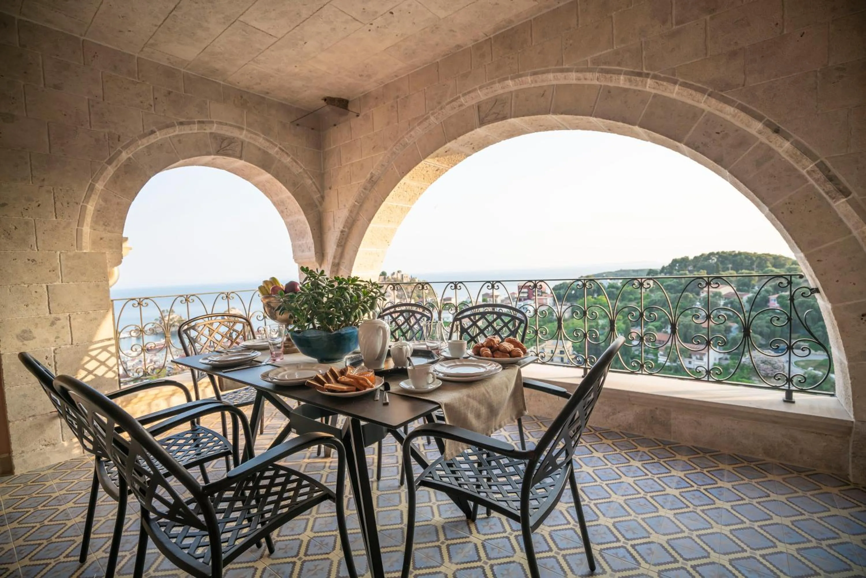 Balcony/Terrace in Elysium Living Parga
