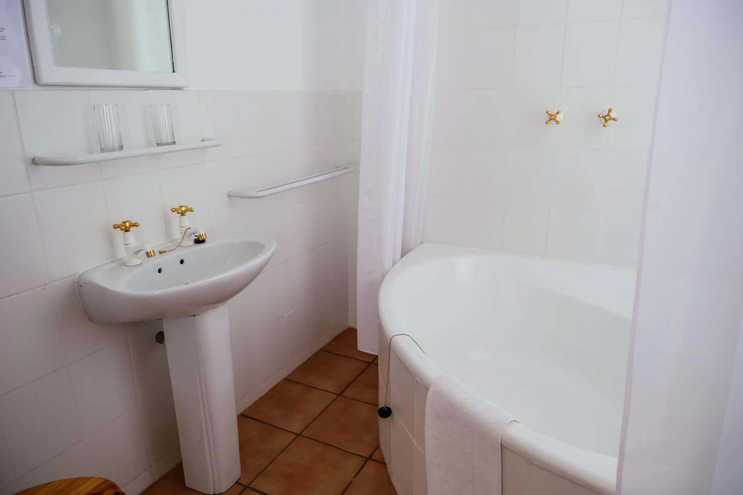 Shower in Boulders Beach Hotel, Cafe and Curio shop