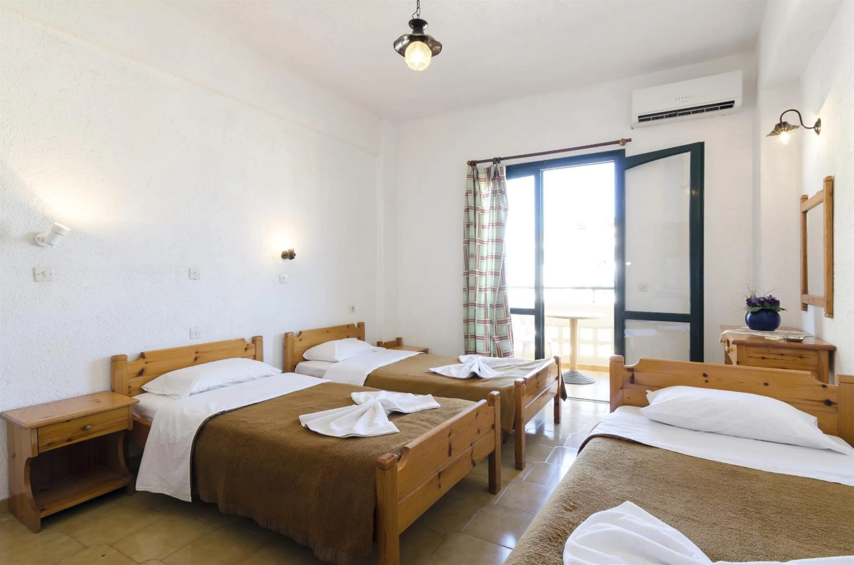 Photo of the whole room in Argo Studios