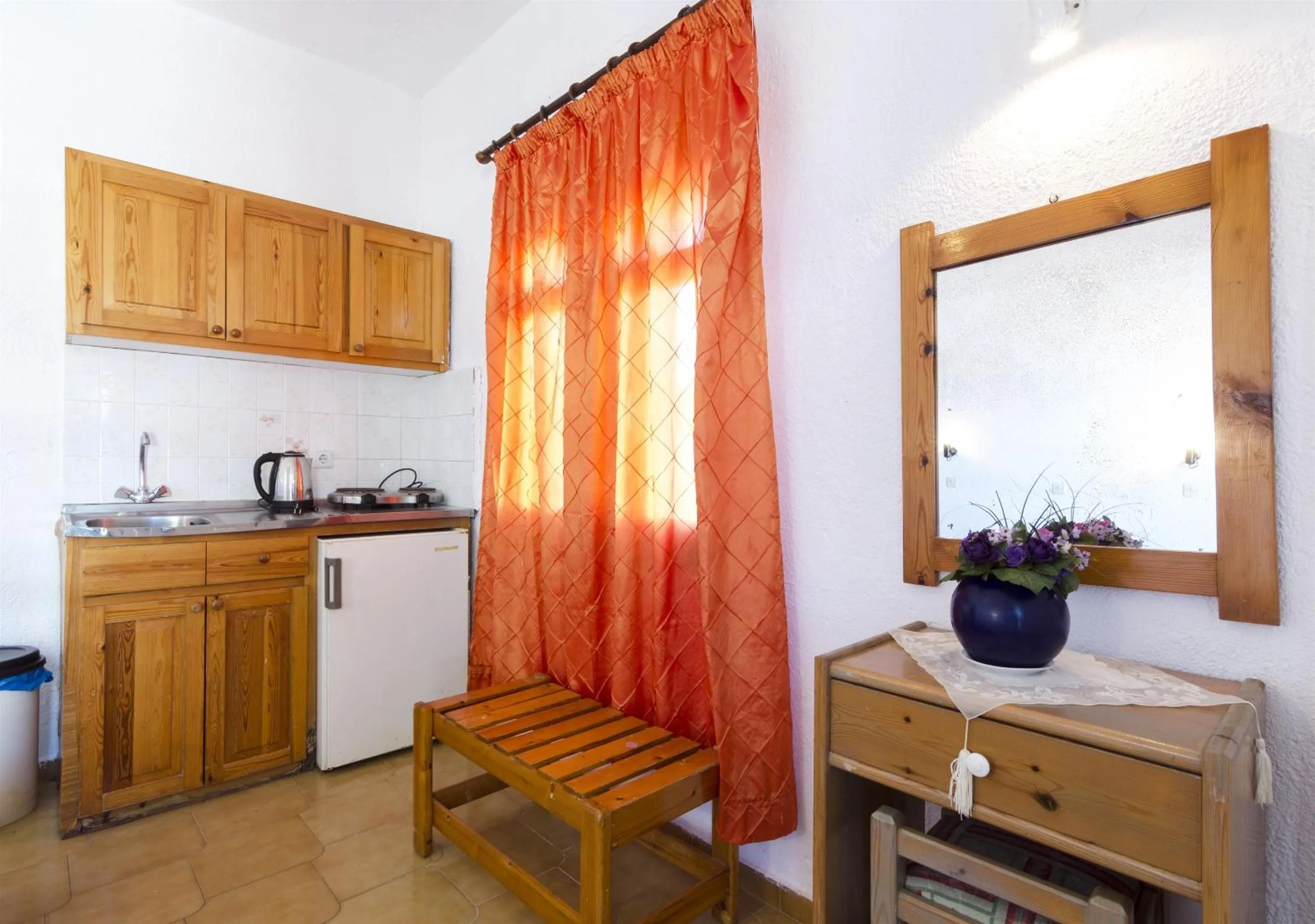 Kitchen or kitchenette in Argo Studios