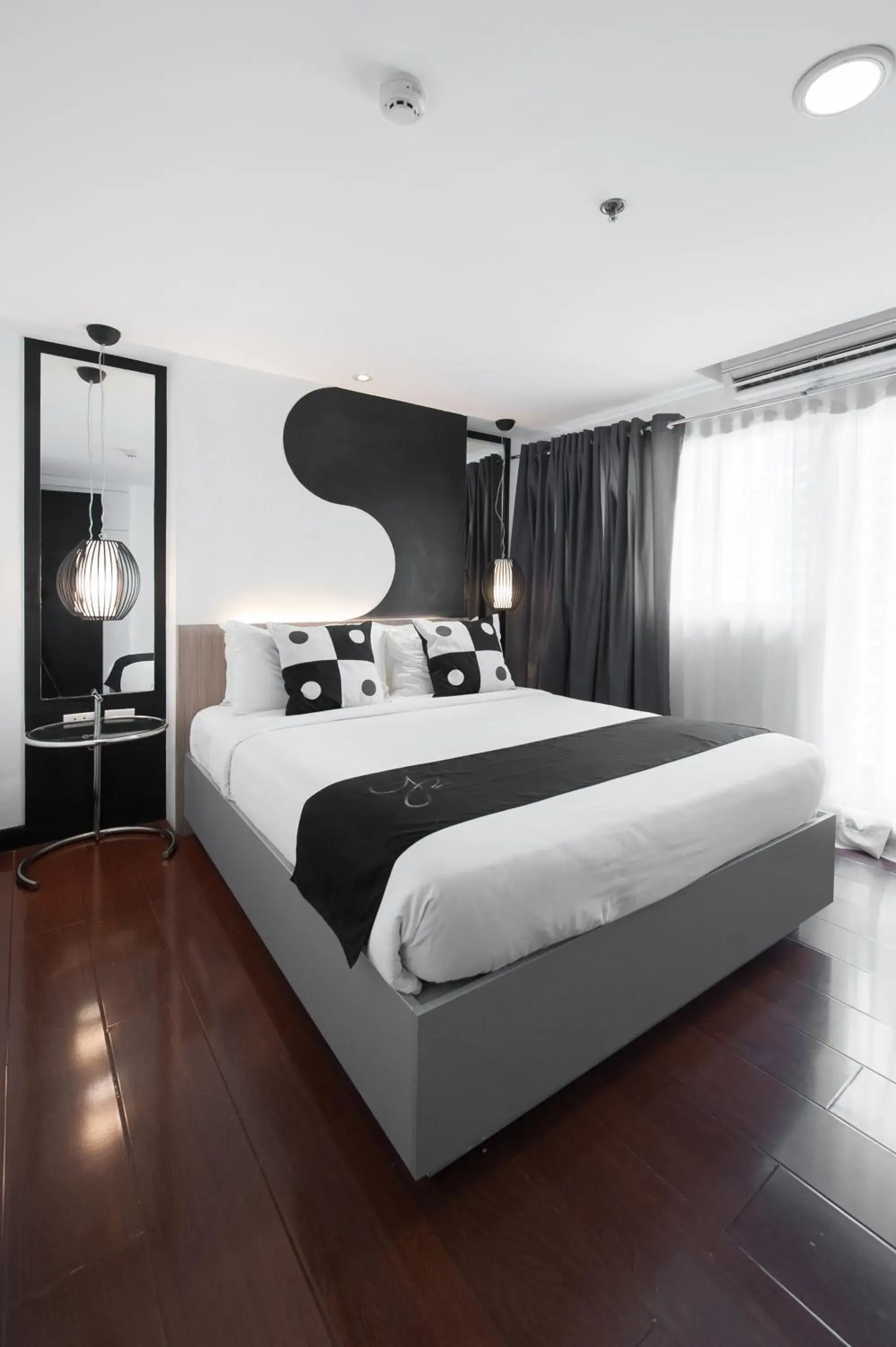 Two-Bedroom Premier in Y2 Residence Hotel Managed by HII Two-Bedroom Premier in Y2 Residence Hotel Managed by HII