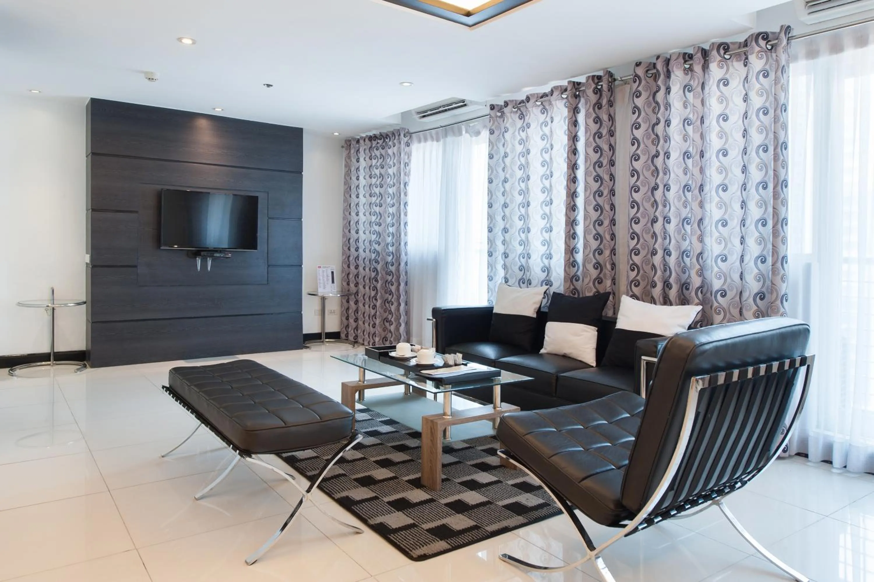 Living room in Y2 Residence Hotel Managed by HII