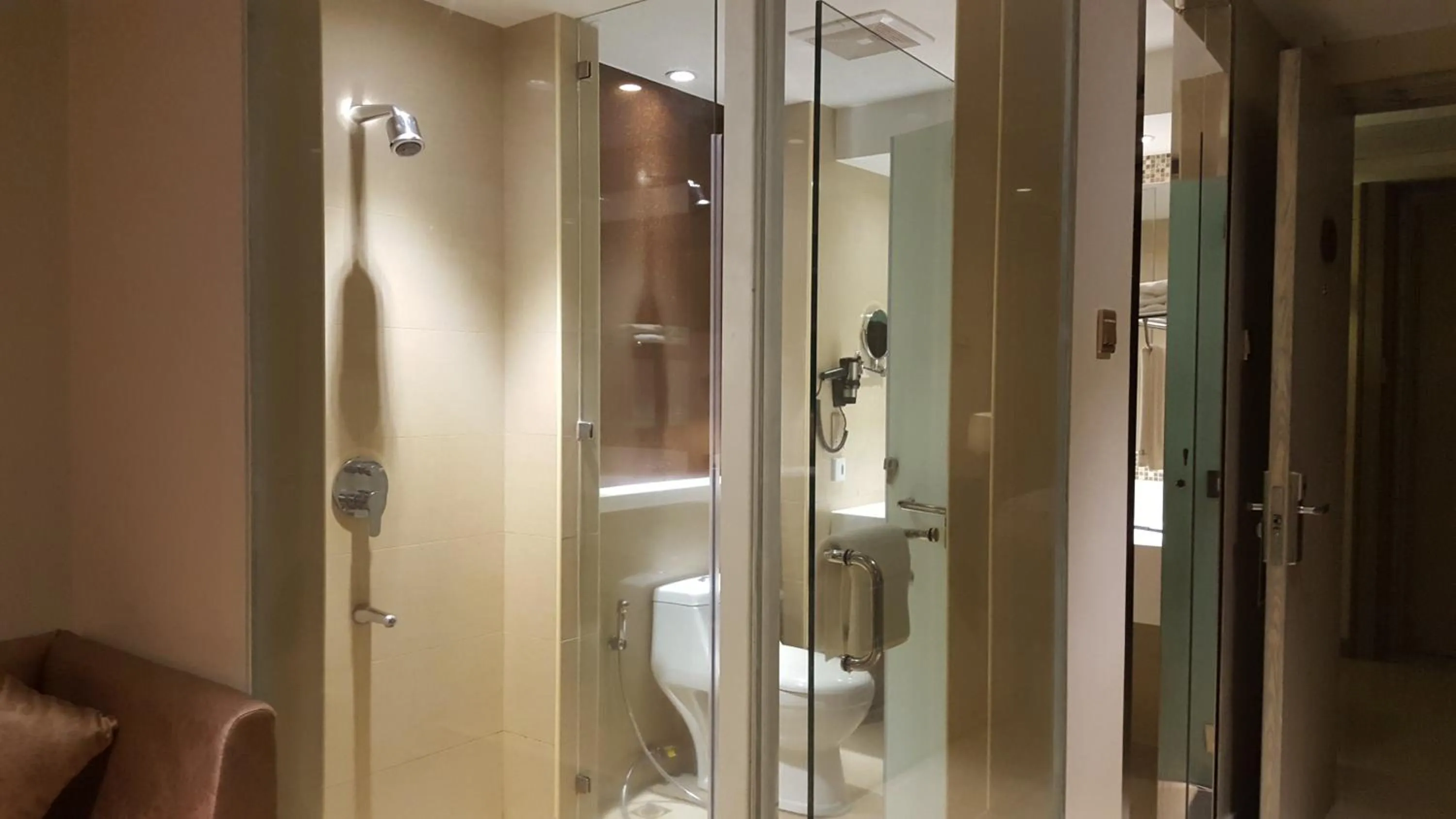 Shower in Prime Asia Hotel