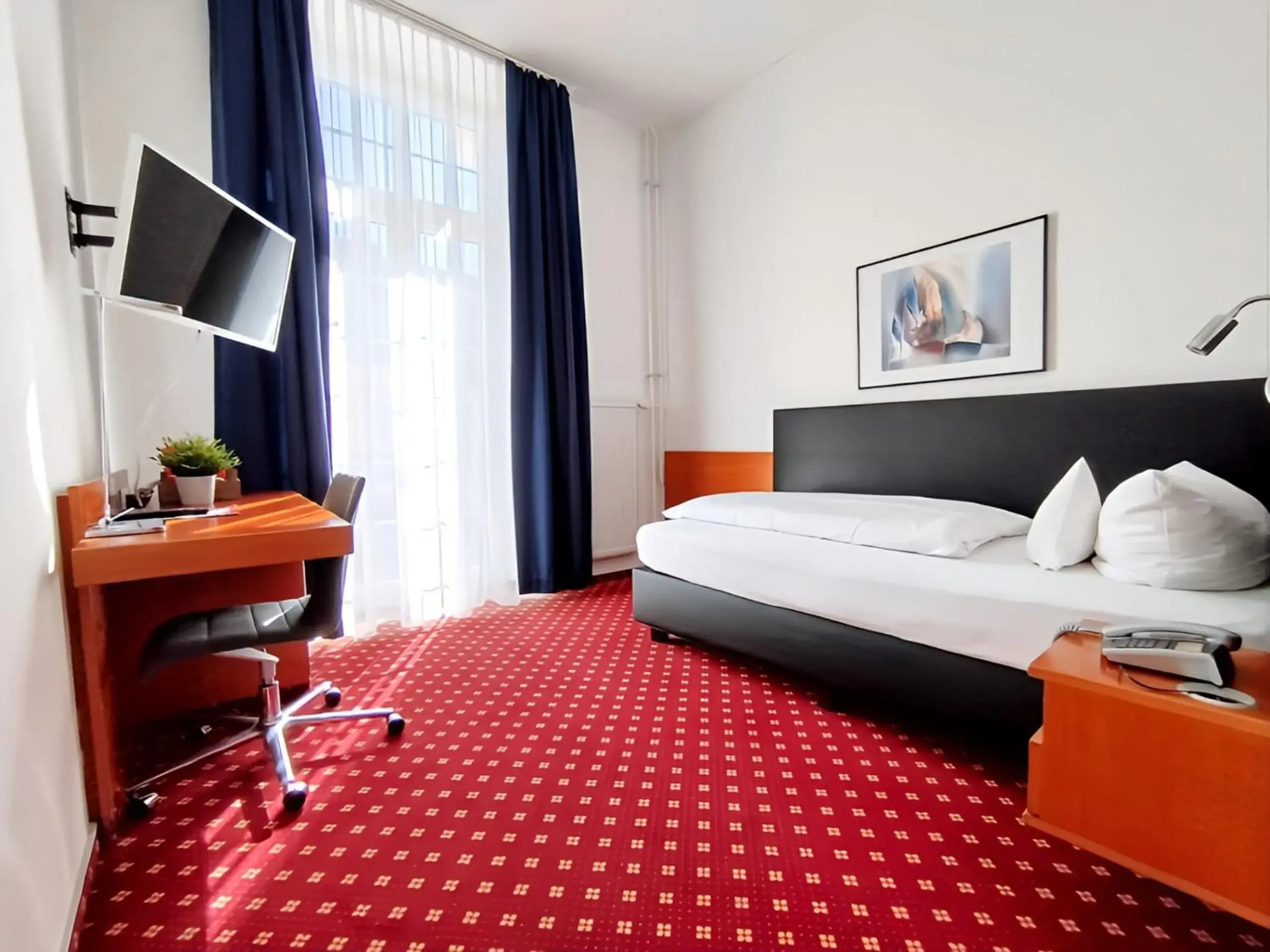 Economy Single Room in Hotel Schwert Economy Single Room in Hotel Schwert