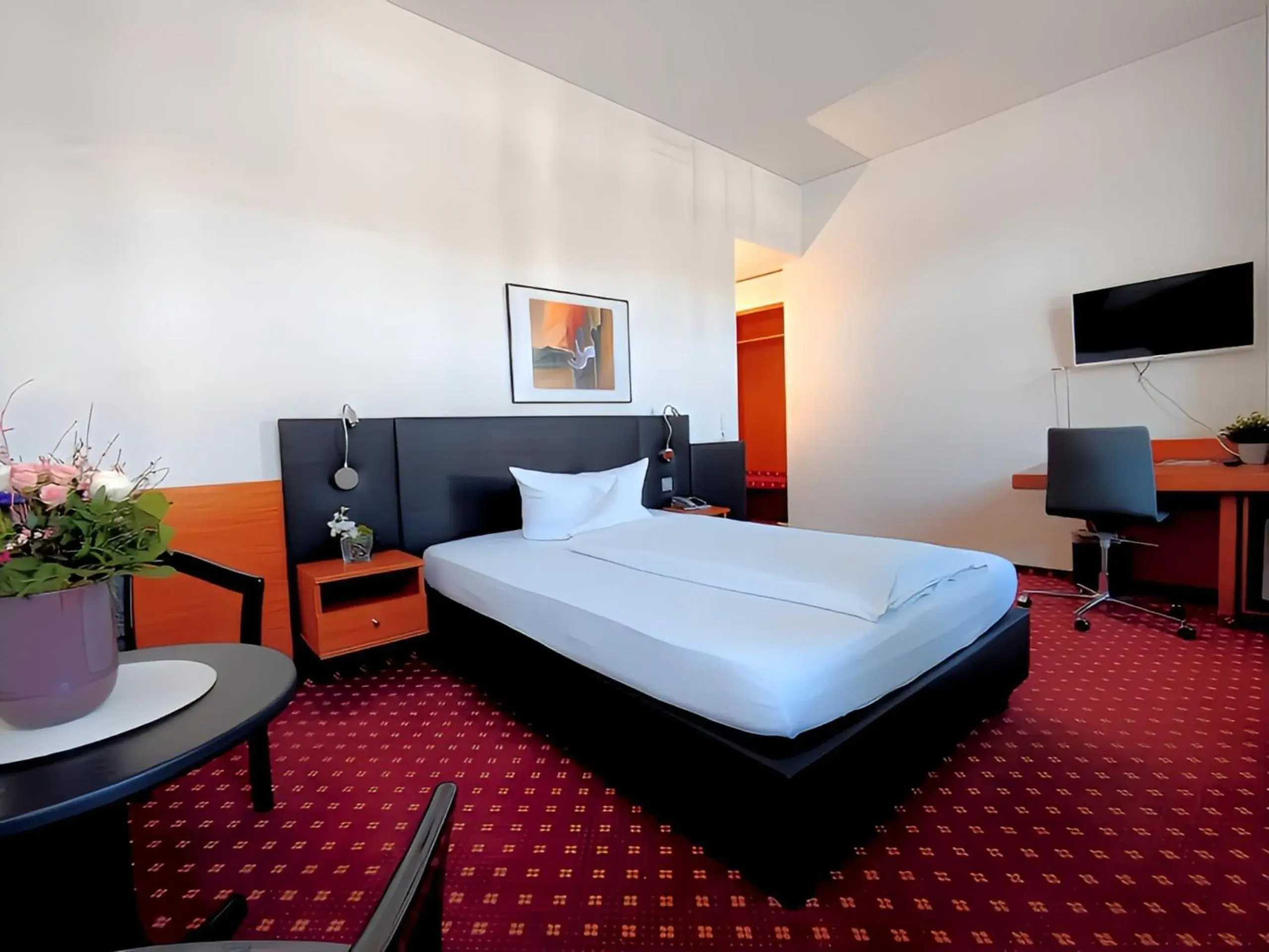 Business Single Room in Hotel Schwert Business Single Room in Hotel Schwert