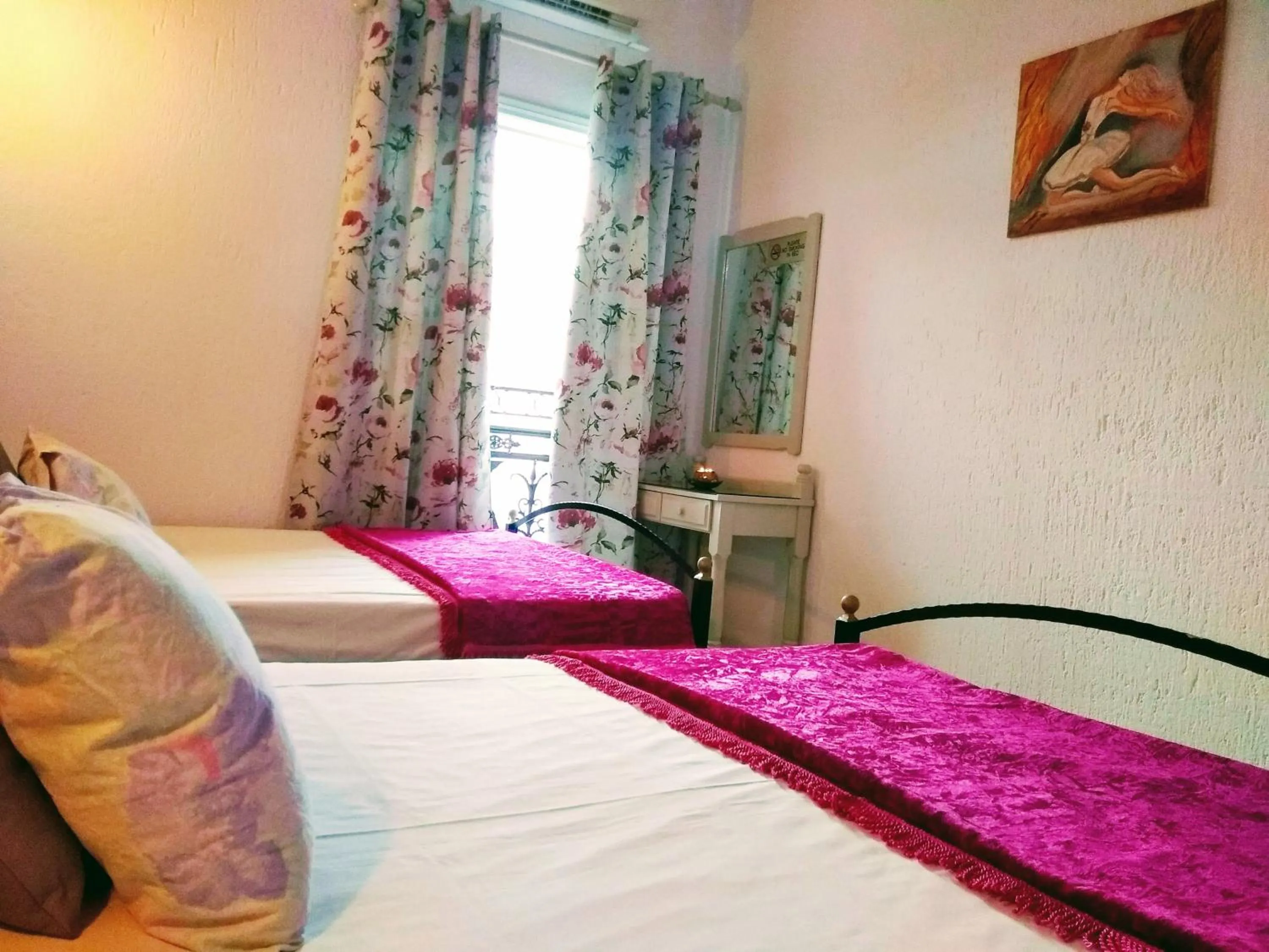 Bedroom, Bed in Orion Apartments