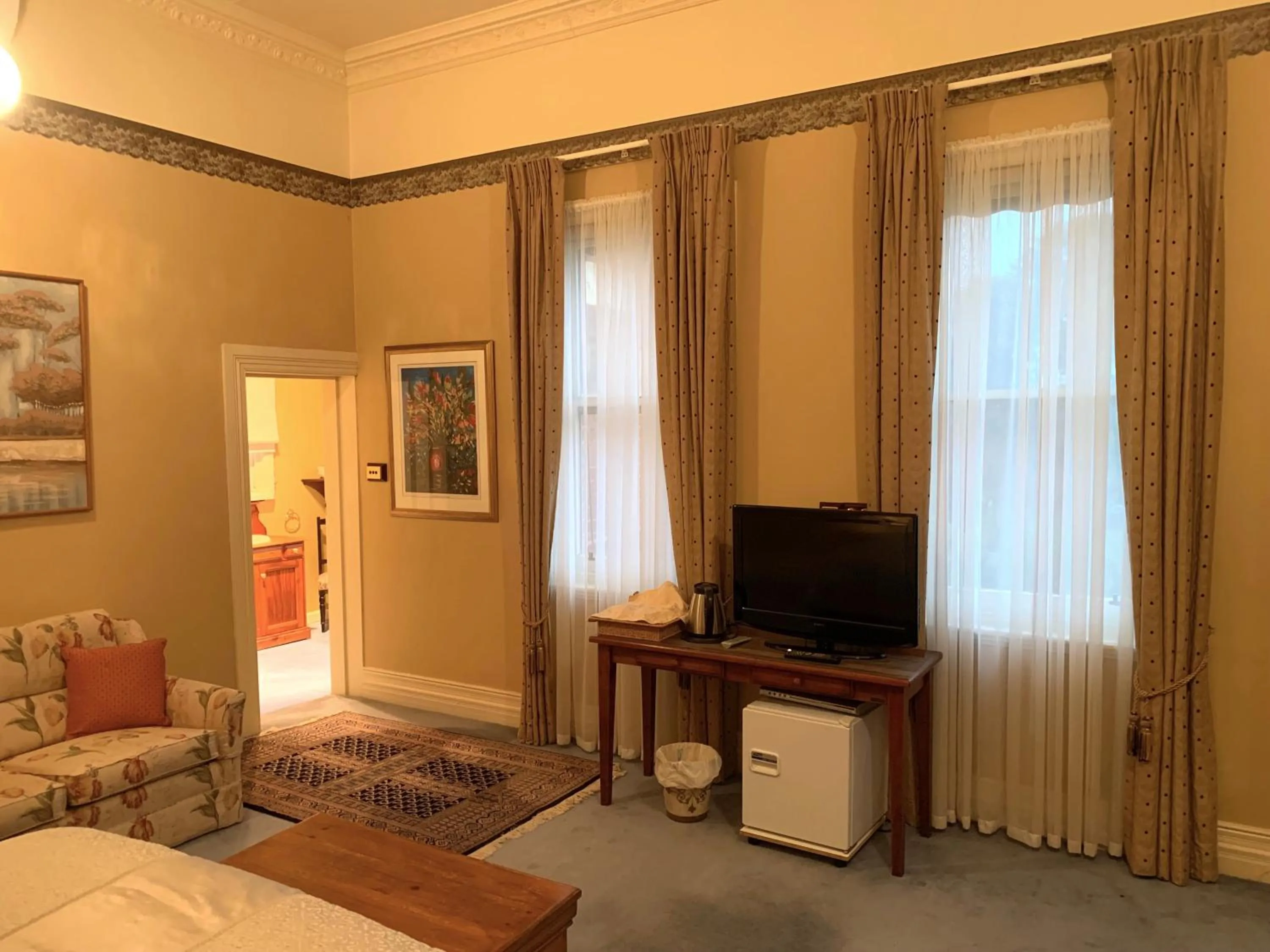 Property building in Langley Estate, Bendigo