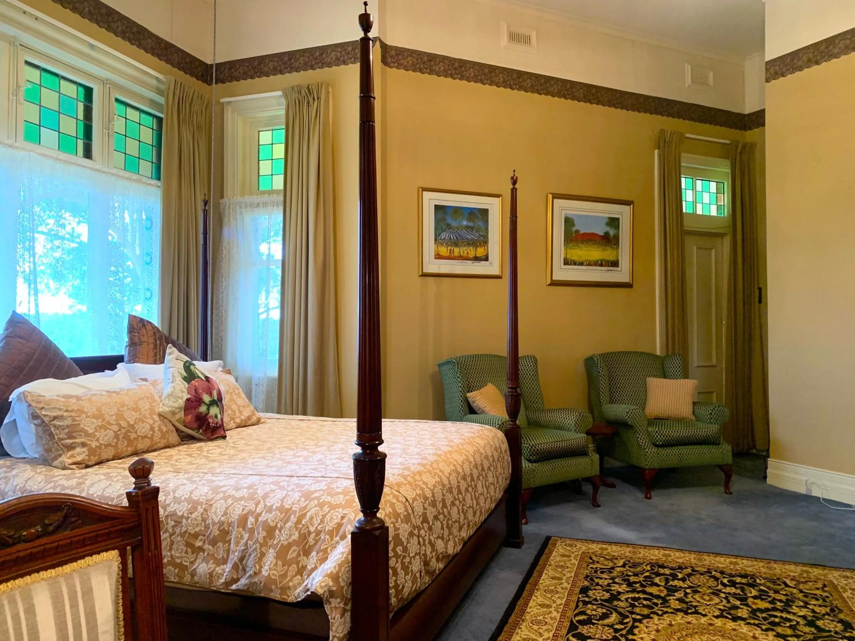 Property building, Bed in Langley Estate, Bendigo