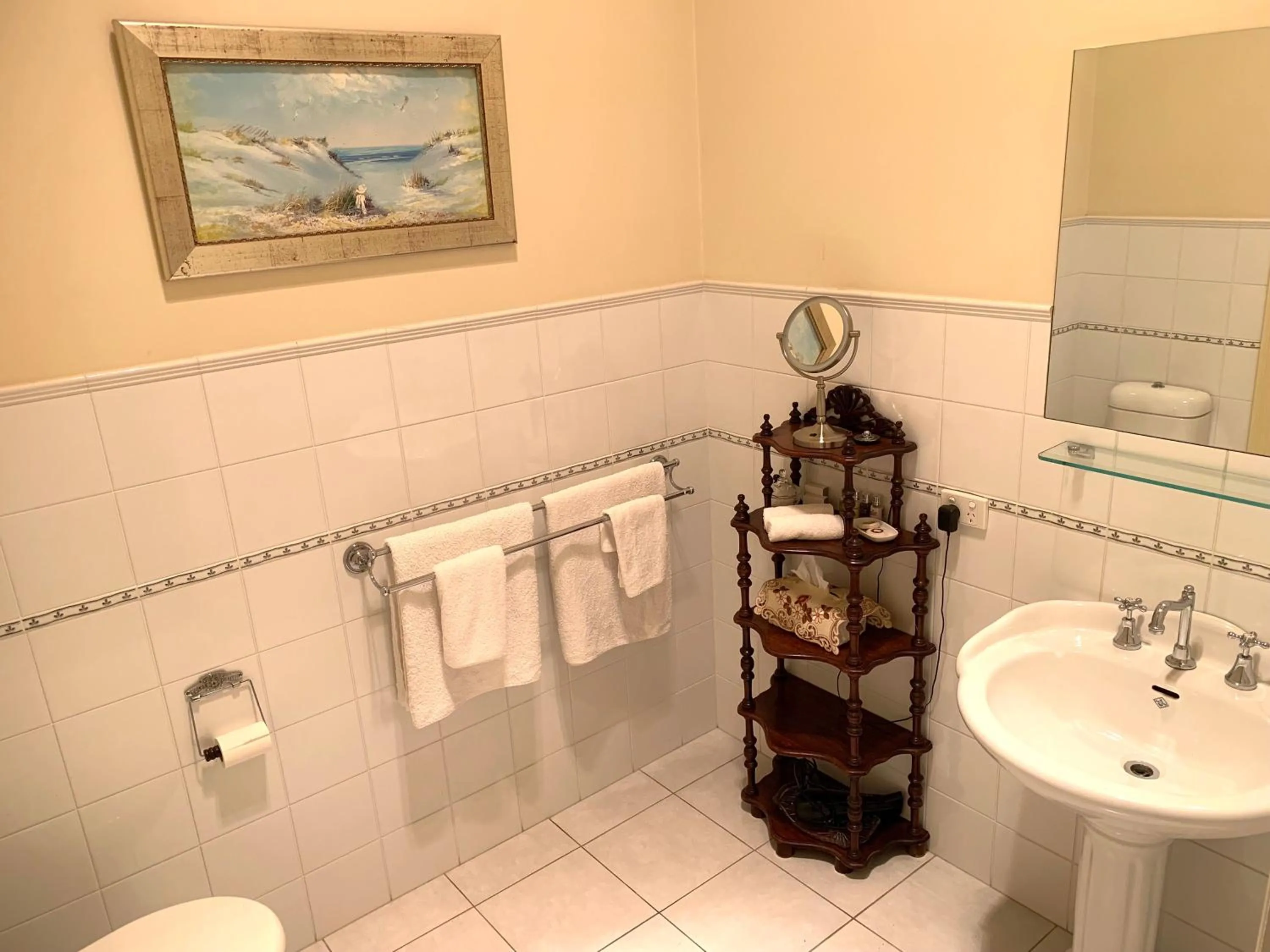 Property building in Langley Estate, Bendigo