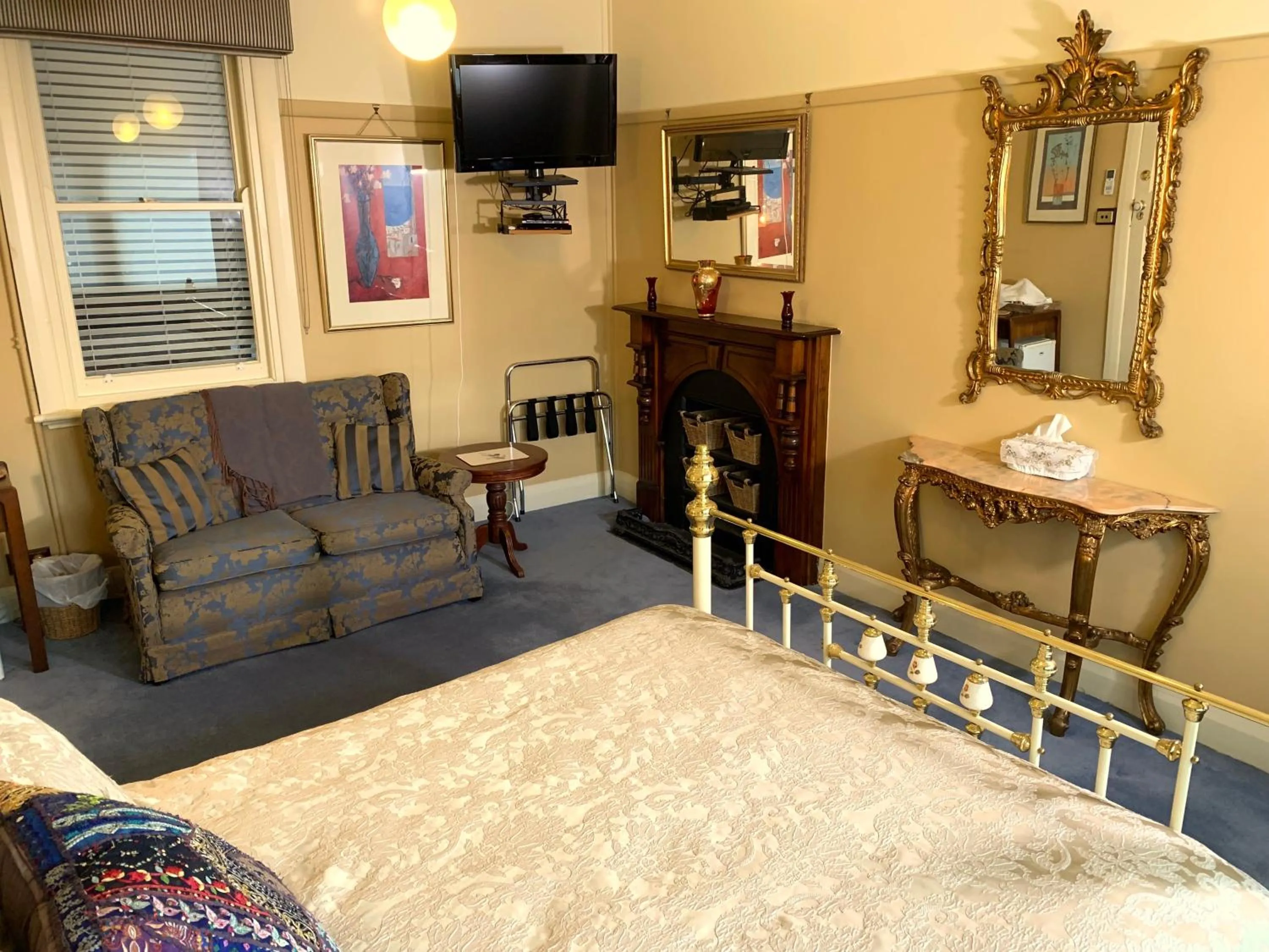 Property building, Bed in Langley Estate, Bendigo