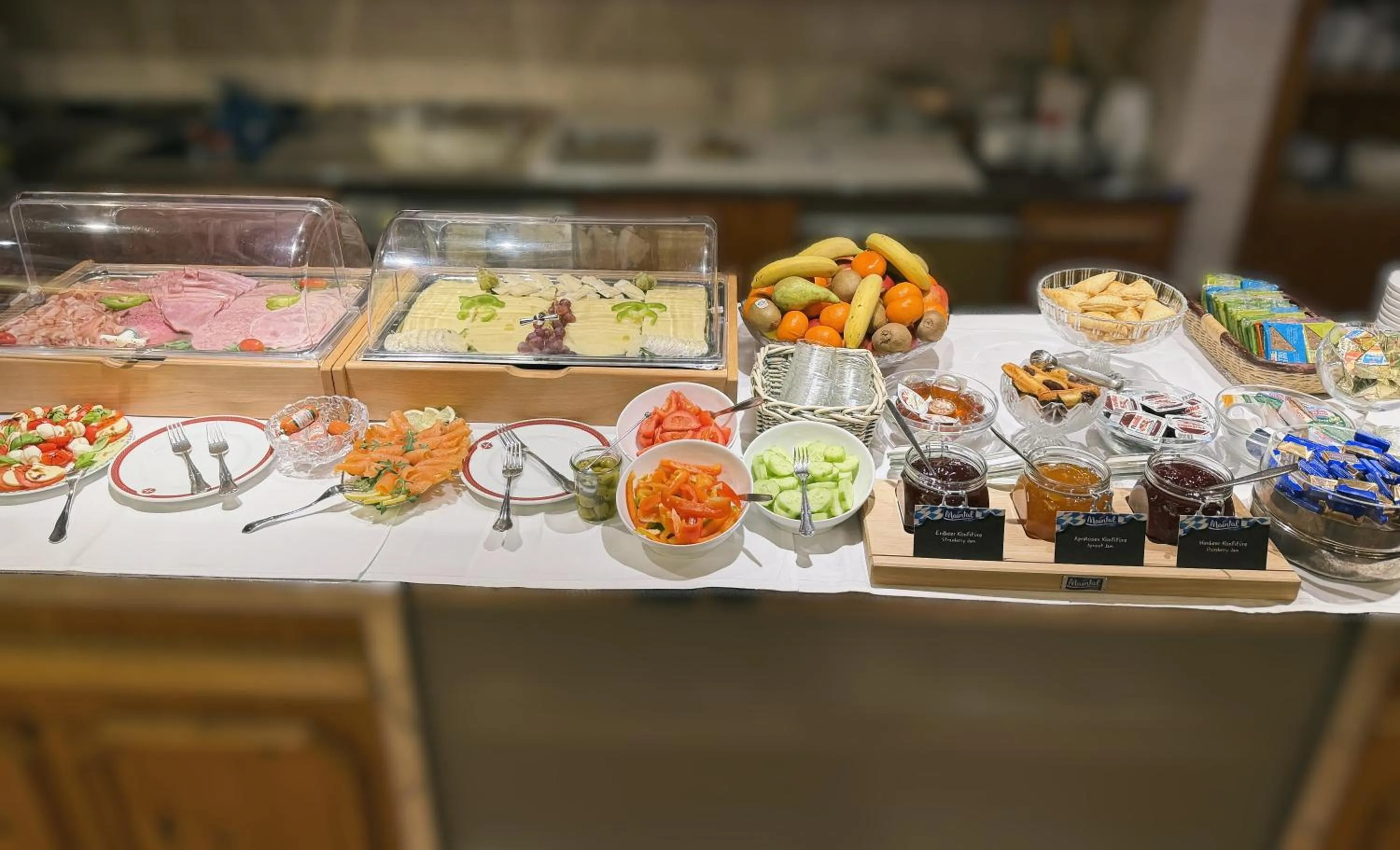 Continental breakfast in Hotel-Restaurant Zum Kirschbaum