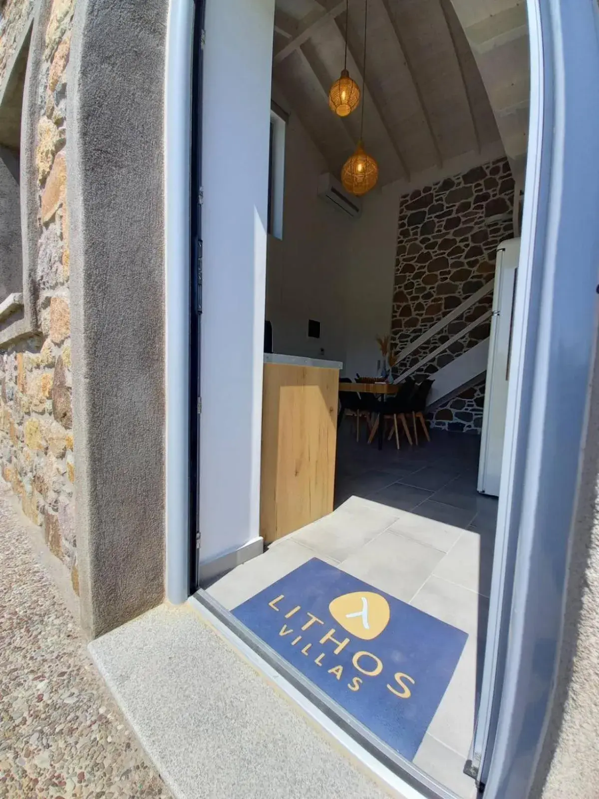 Family Studio in Lithos Villas Family Studio in Lithos Villas