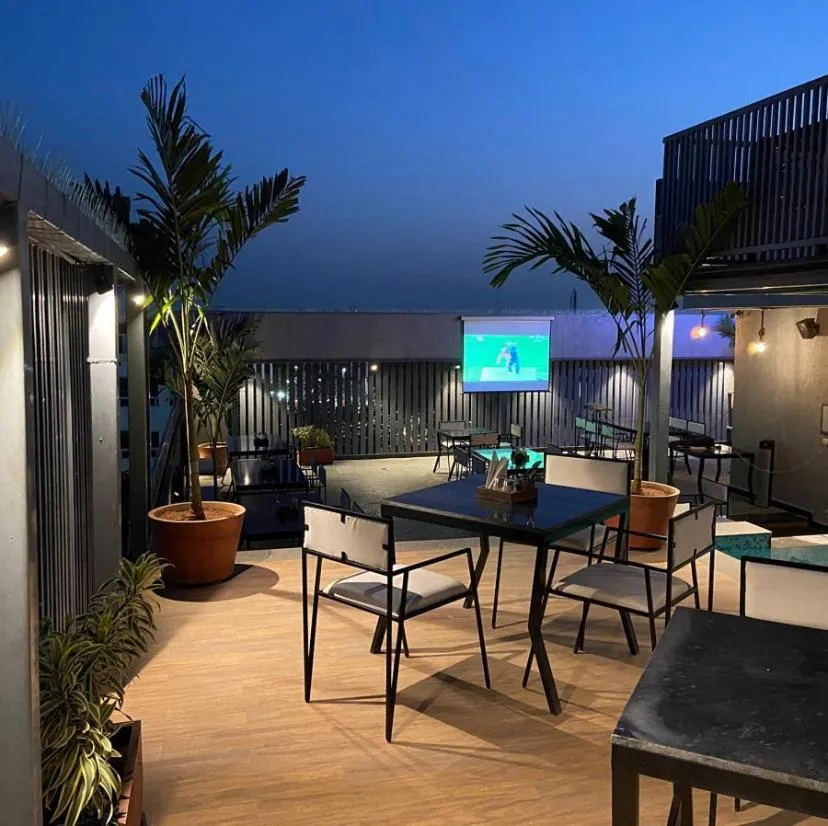 Balcony/Terrace in Ka10 SQUARE HOTEL & BANQUETS