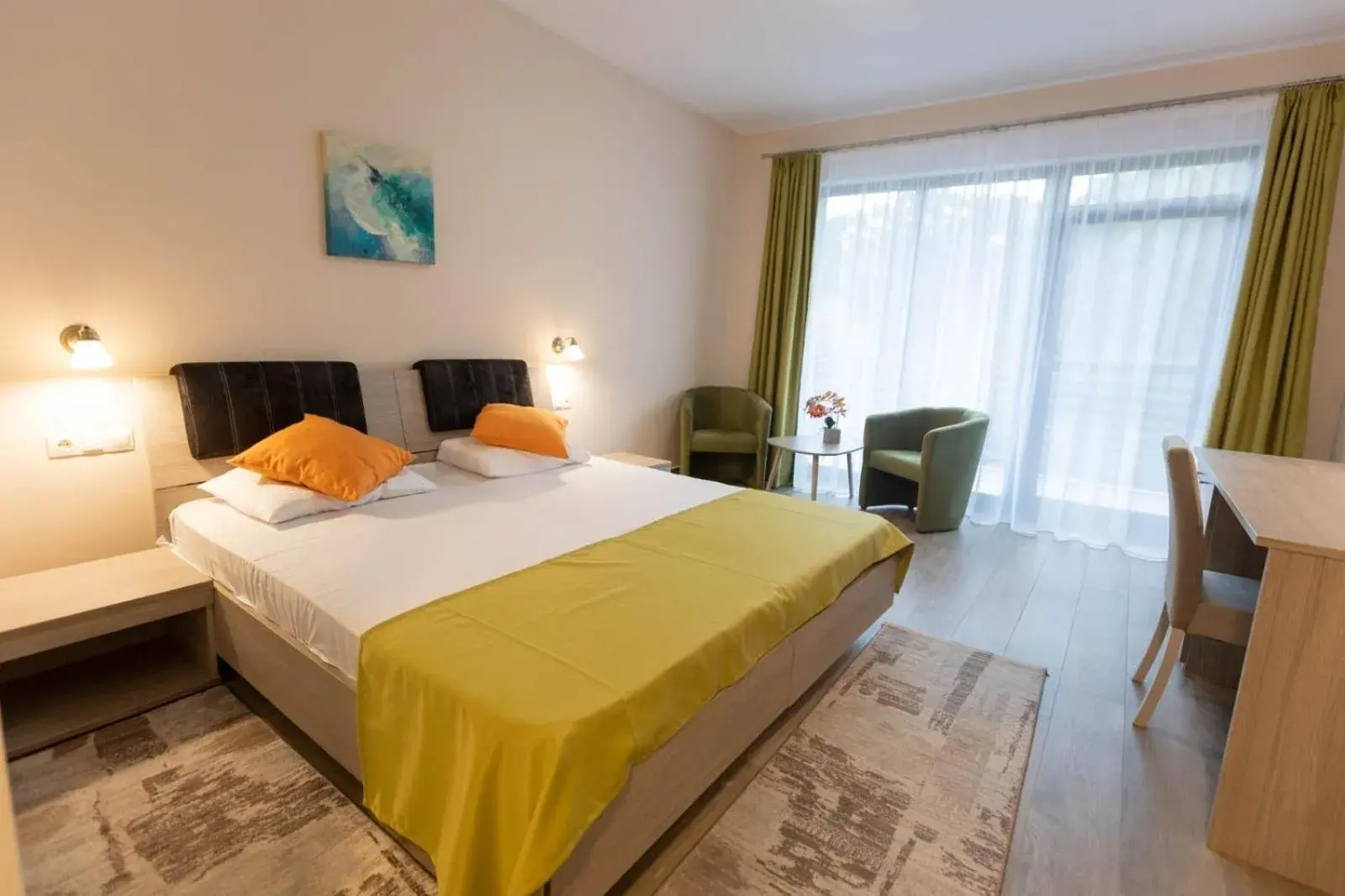 Double or Twin Room with Balcony in Hotel Nicoleta Double or Twin Room with Balcony in Hotel Nicoleta
