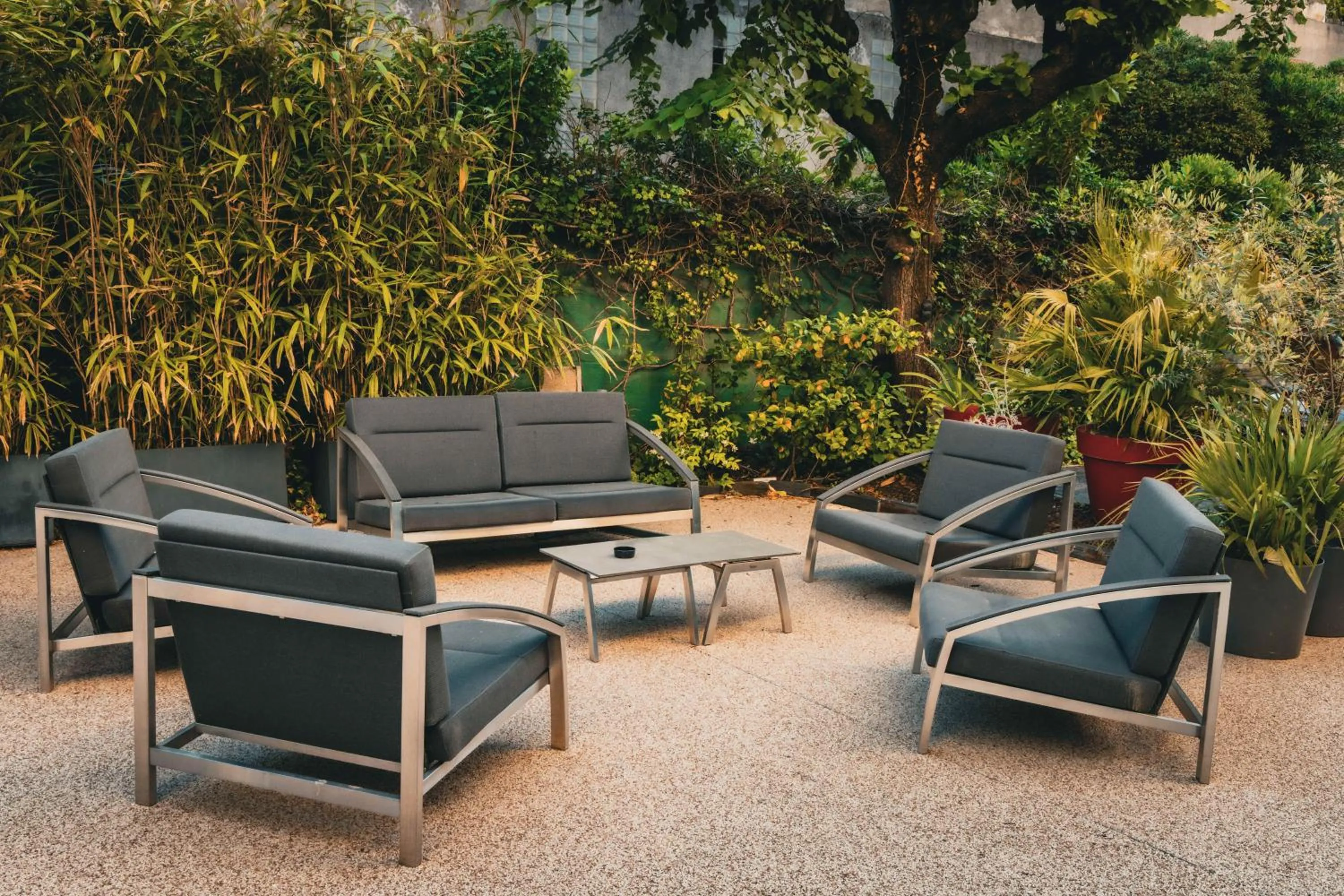 Patio in les jardins de la fontaine