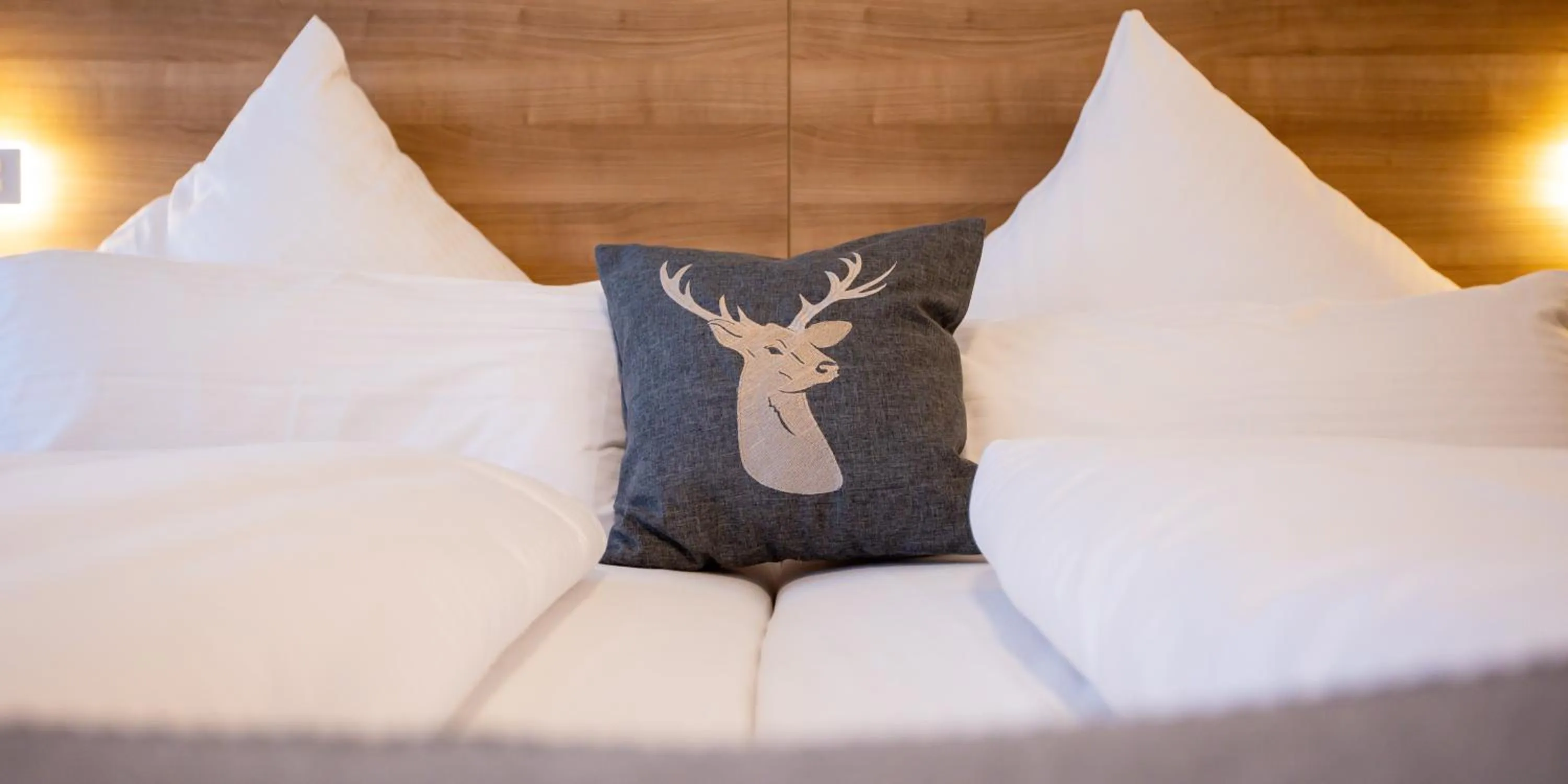 Photo of the whole room, Bed in Hotel Hangelar