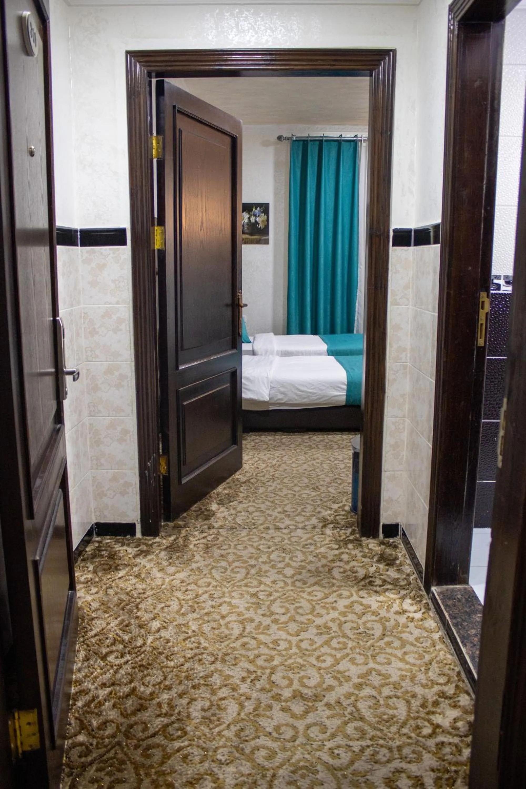 Photo of the whole room, Bed in The Castle Hotel