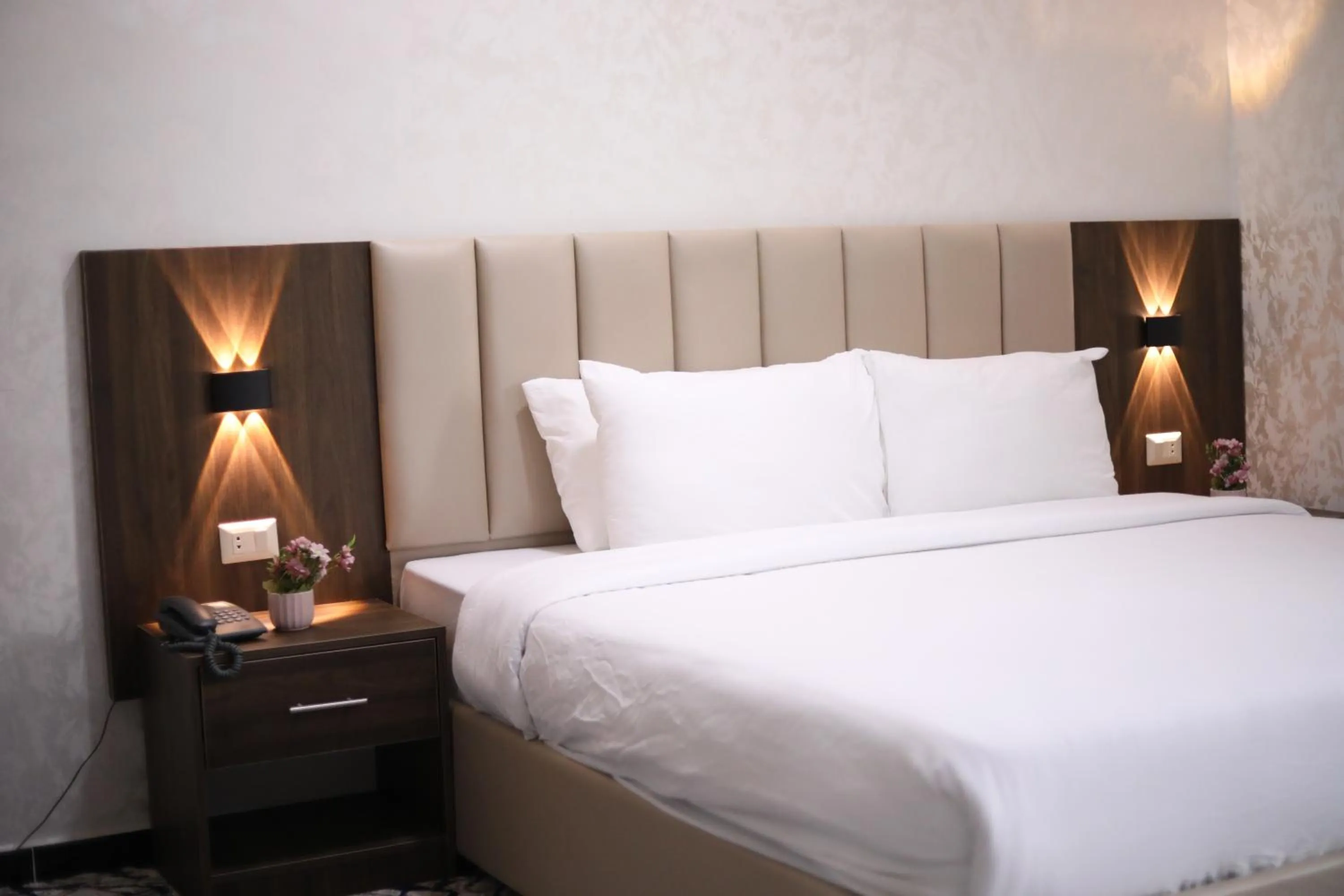 Bed in The Castle Hotel