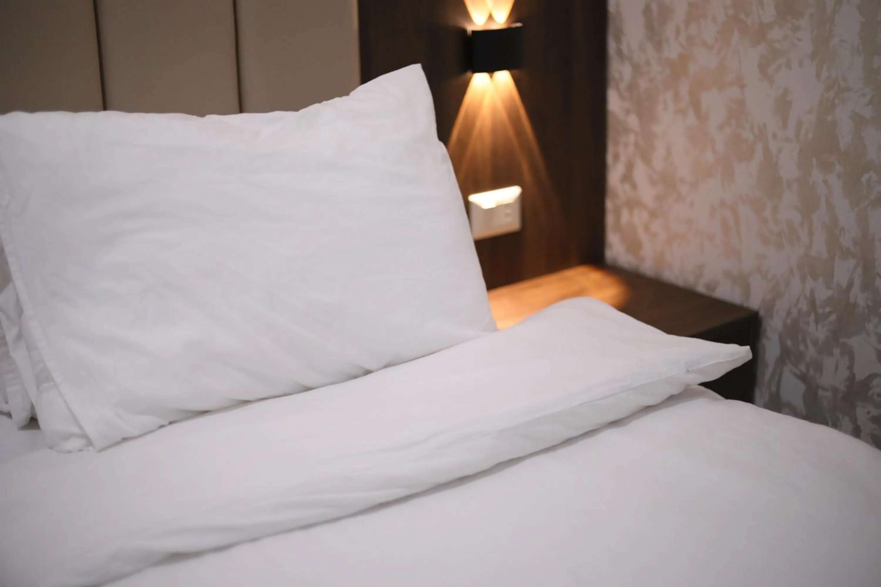 Bed in The Castle Hotel