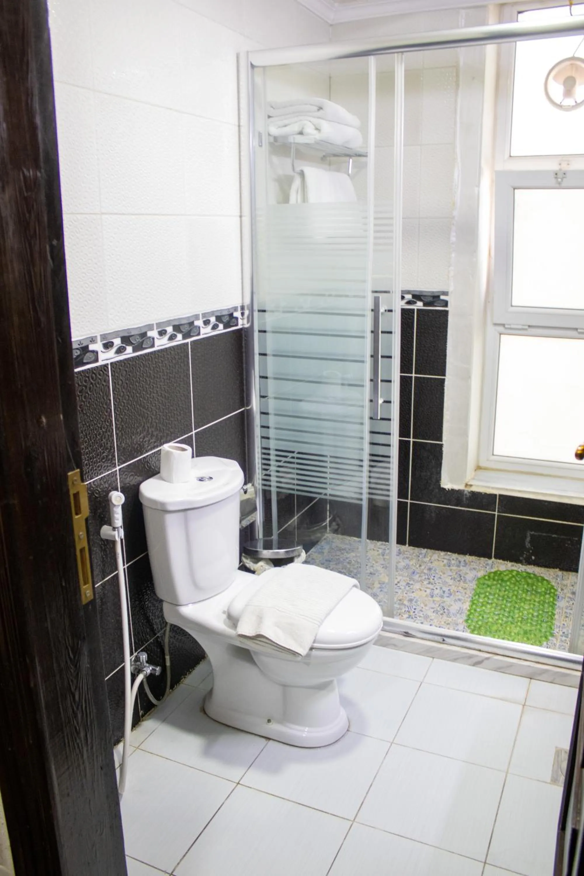 Shower in The Castle Hotel