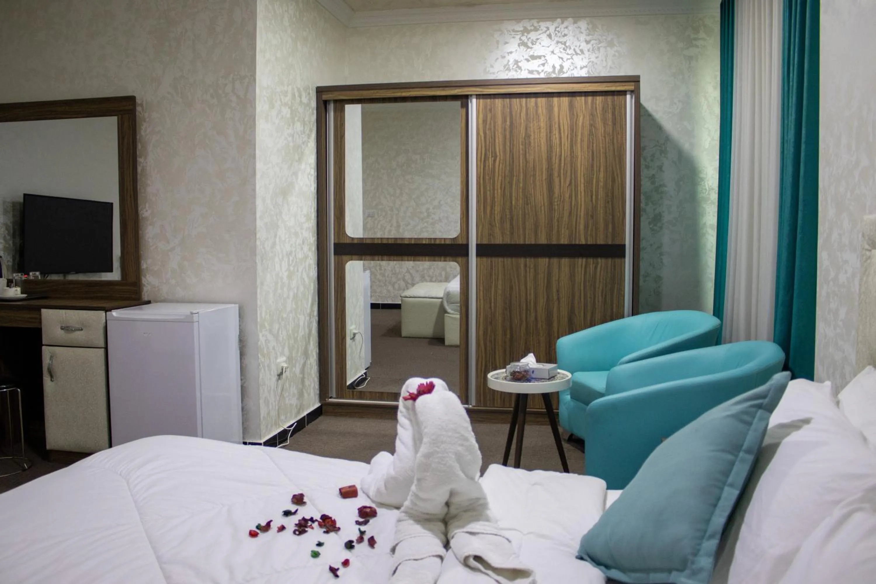 Bed in The Castle Hotel