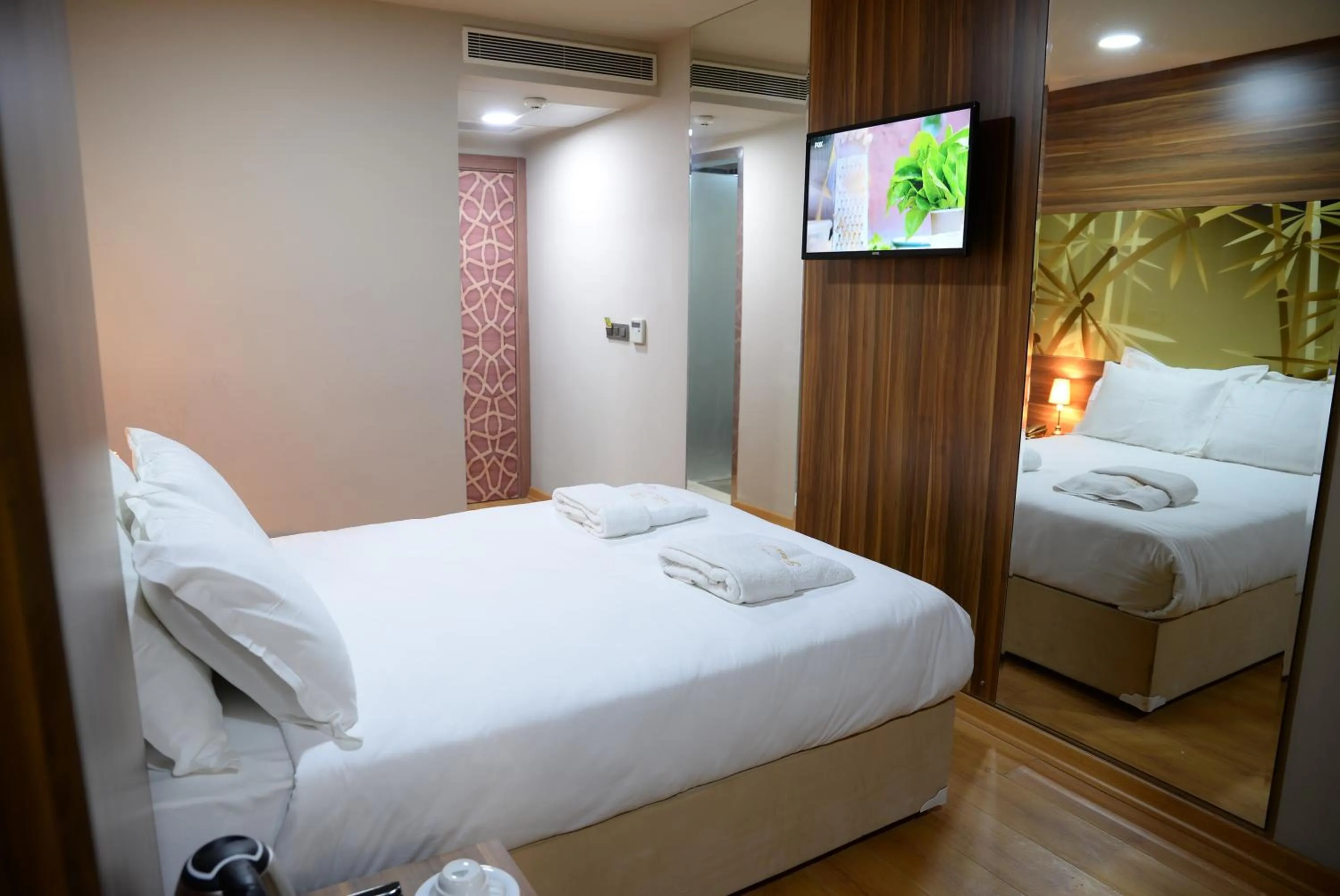 Photo of the whole room, Bed in Ferman Apart Hotel