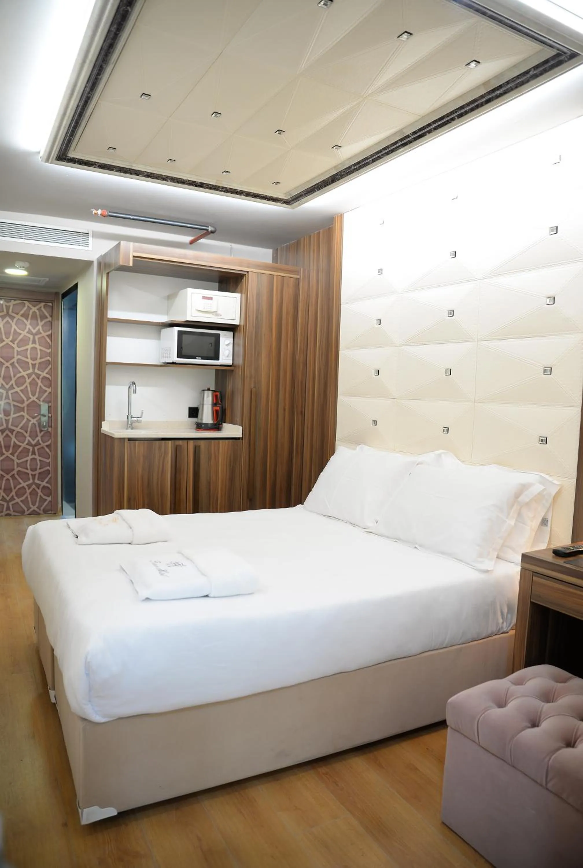 Photo of the whole room, Bed in Ferman Apart Hotel