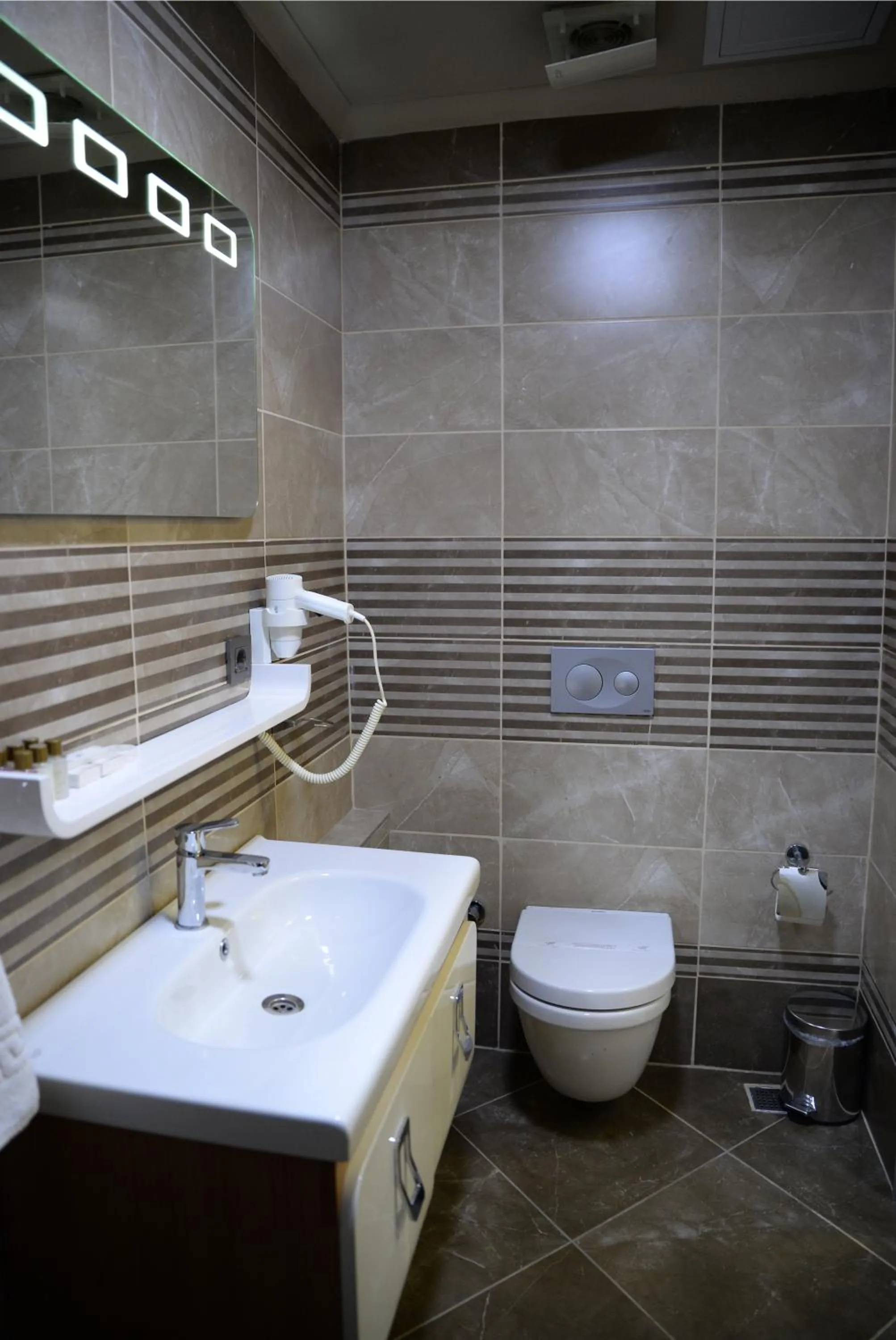 Bathroom in Ferman Apart Hotel