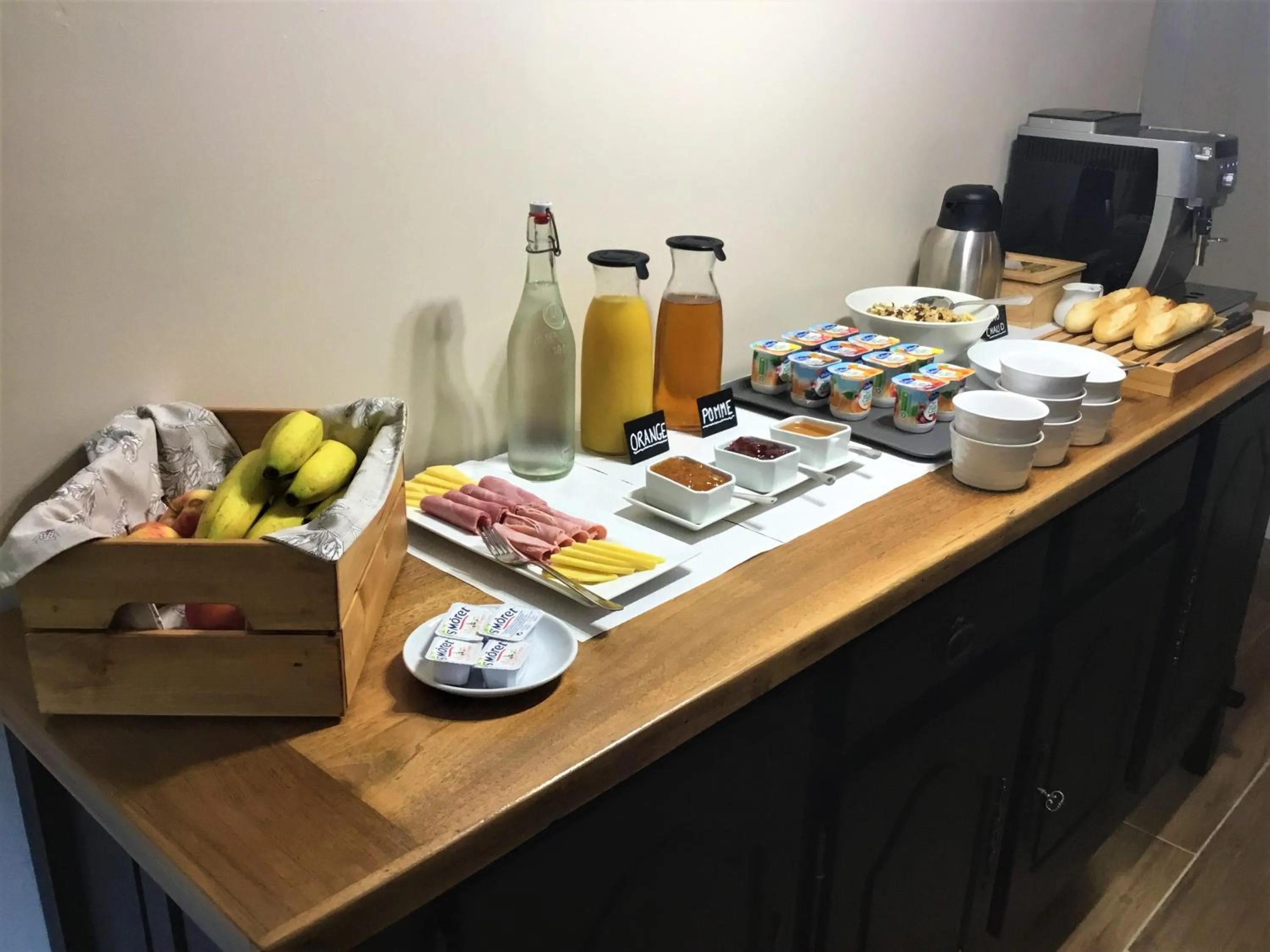 Food and drinks in Auberge de la Sagne