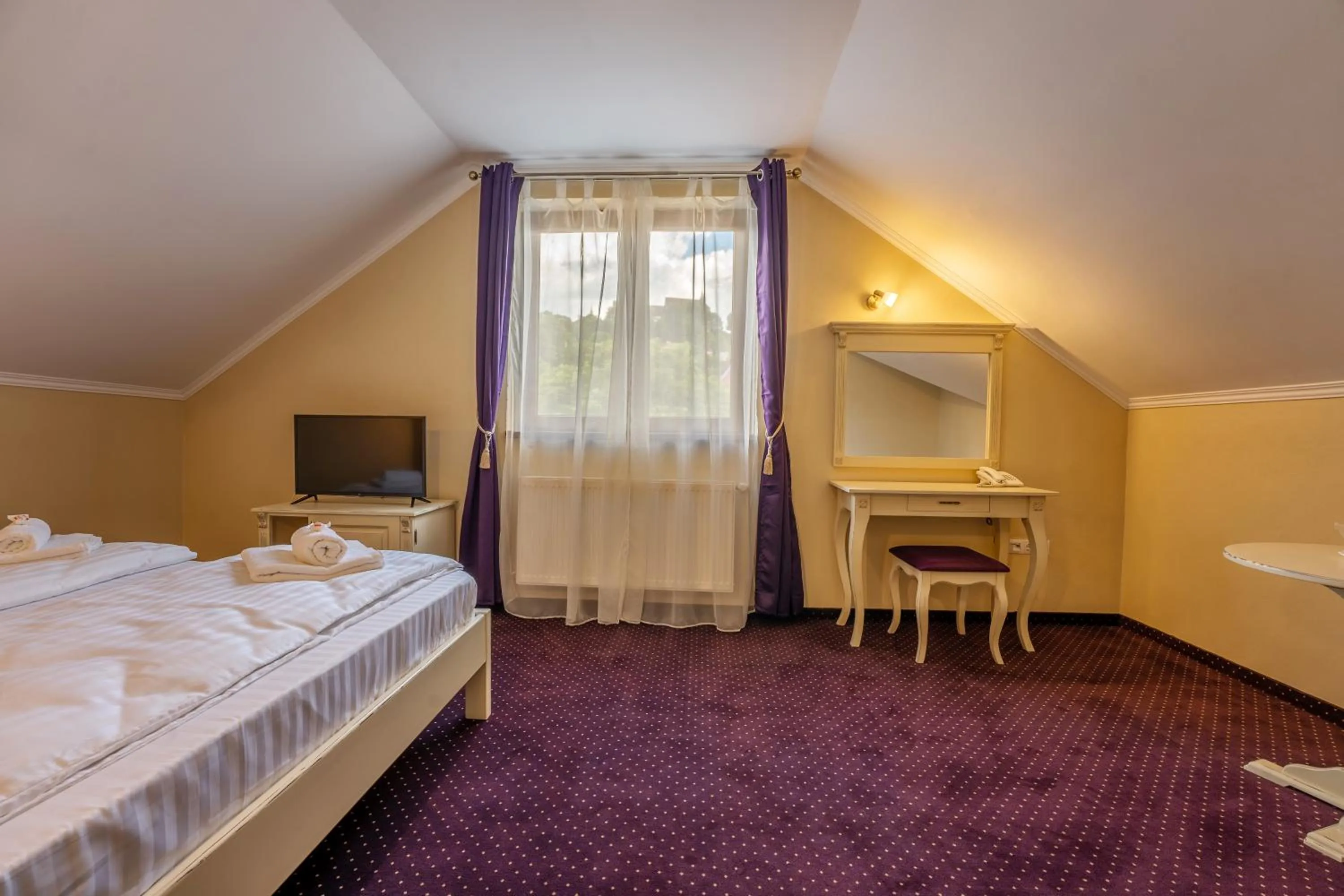 TV and multimedia, Bed in Hotel PrincesSophie