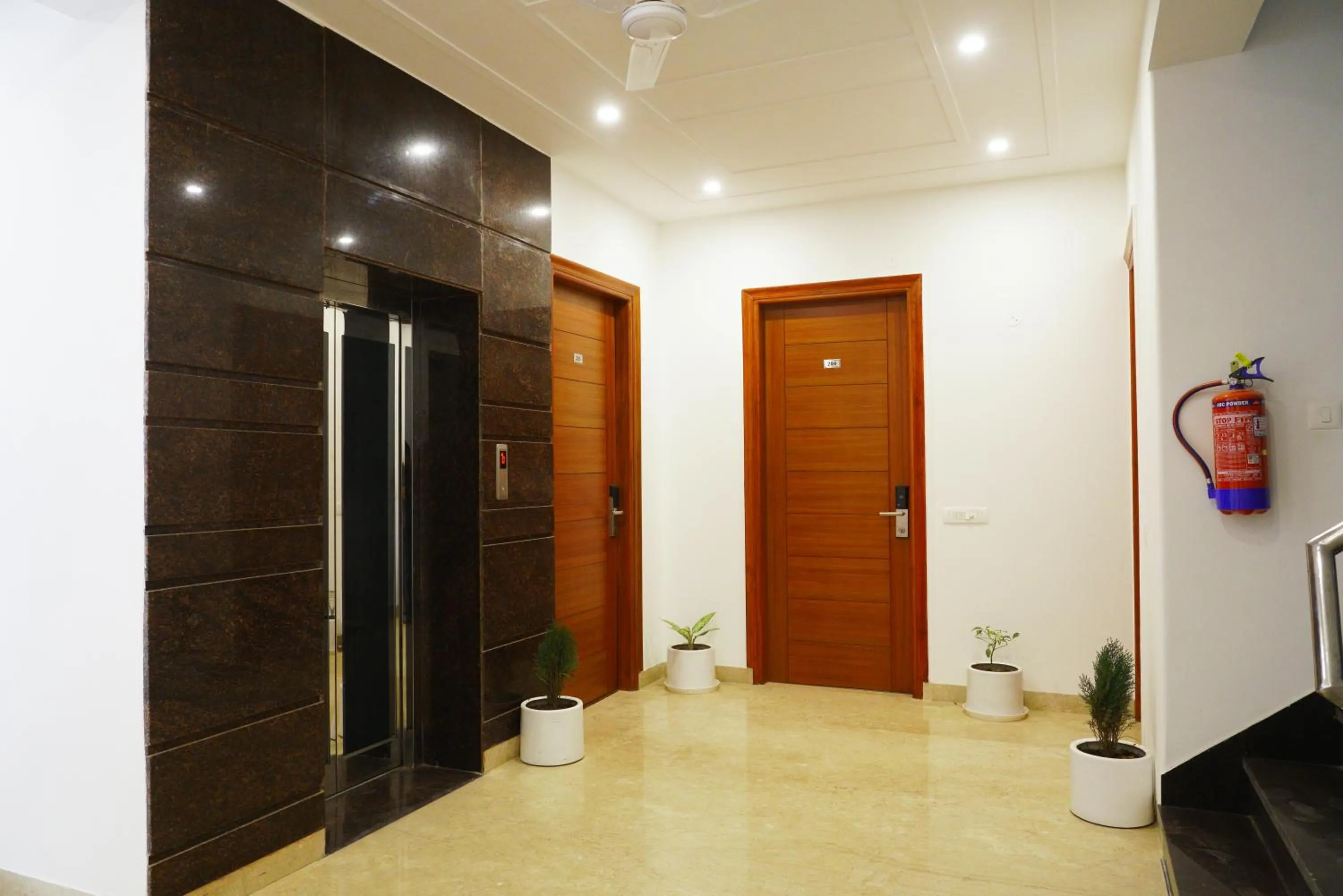 Lobby or reception in Lime Tree Hotel Pulkit Gurgaon-Artemis Hospital, Nearest Metro Huda City Centre