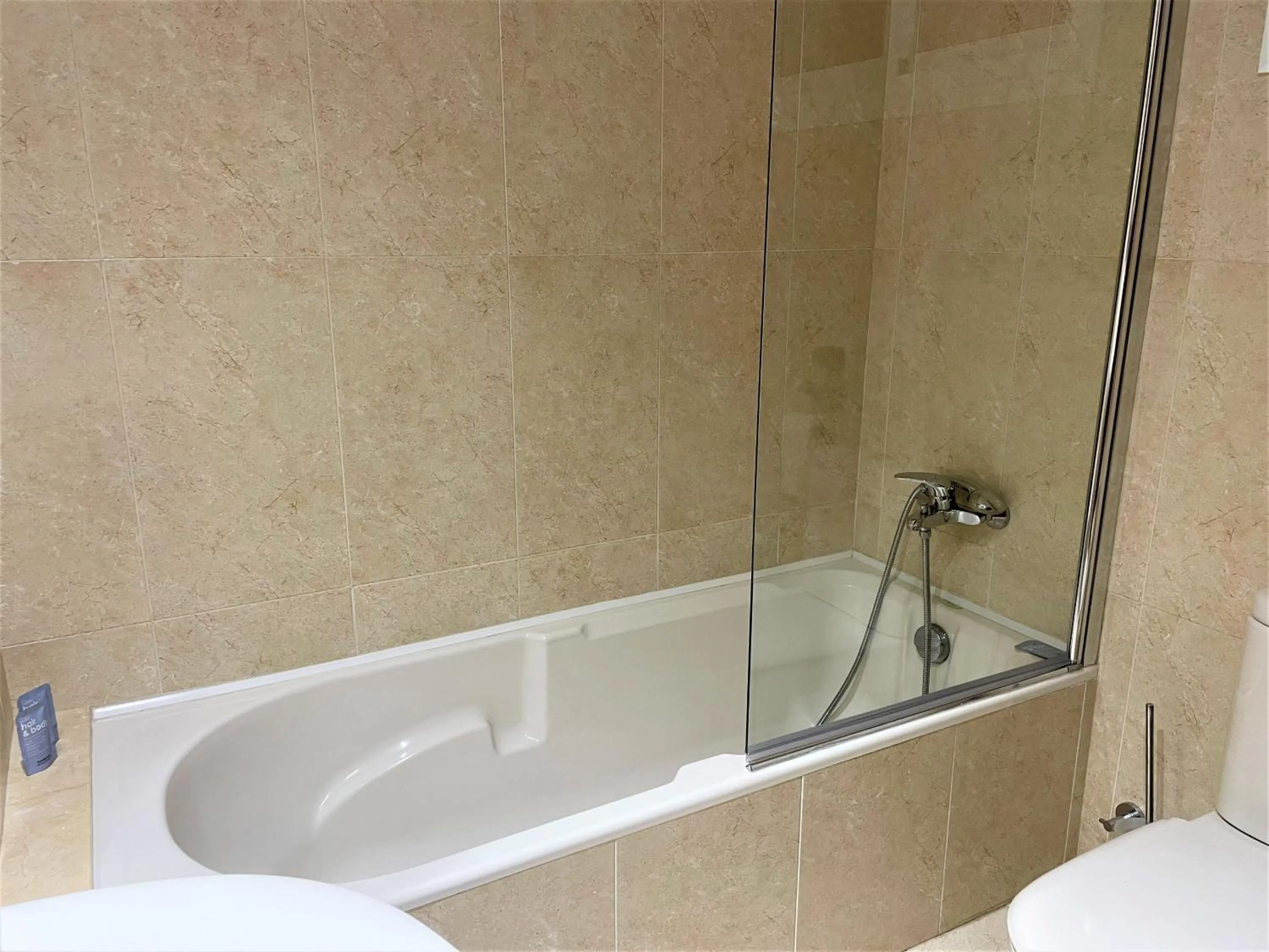 Bathroom in Hotel Venteo