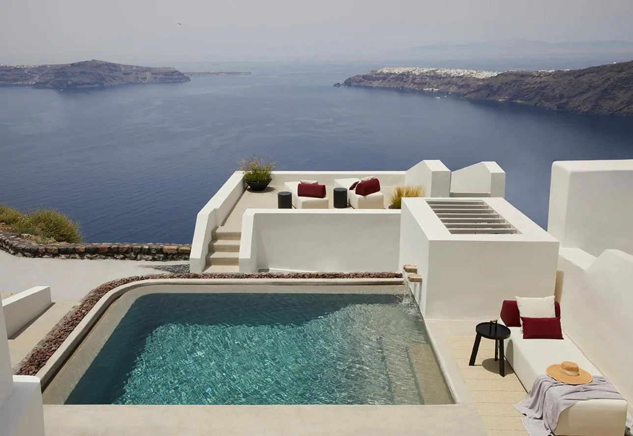 Pool view in Atoles Retreat