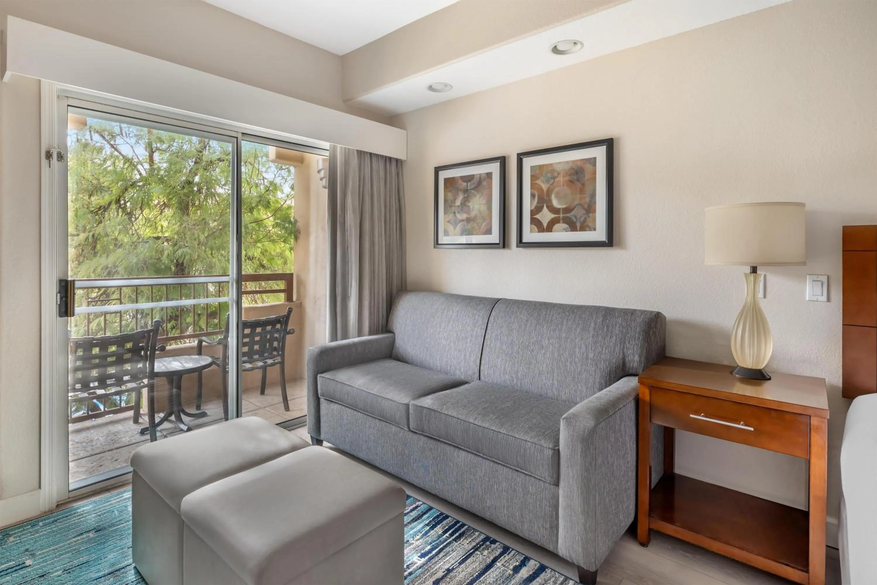 Living room in Hilton Vacation Club Scottsdale Villa Mirage