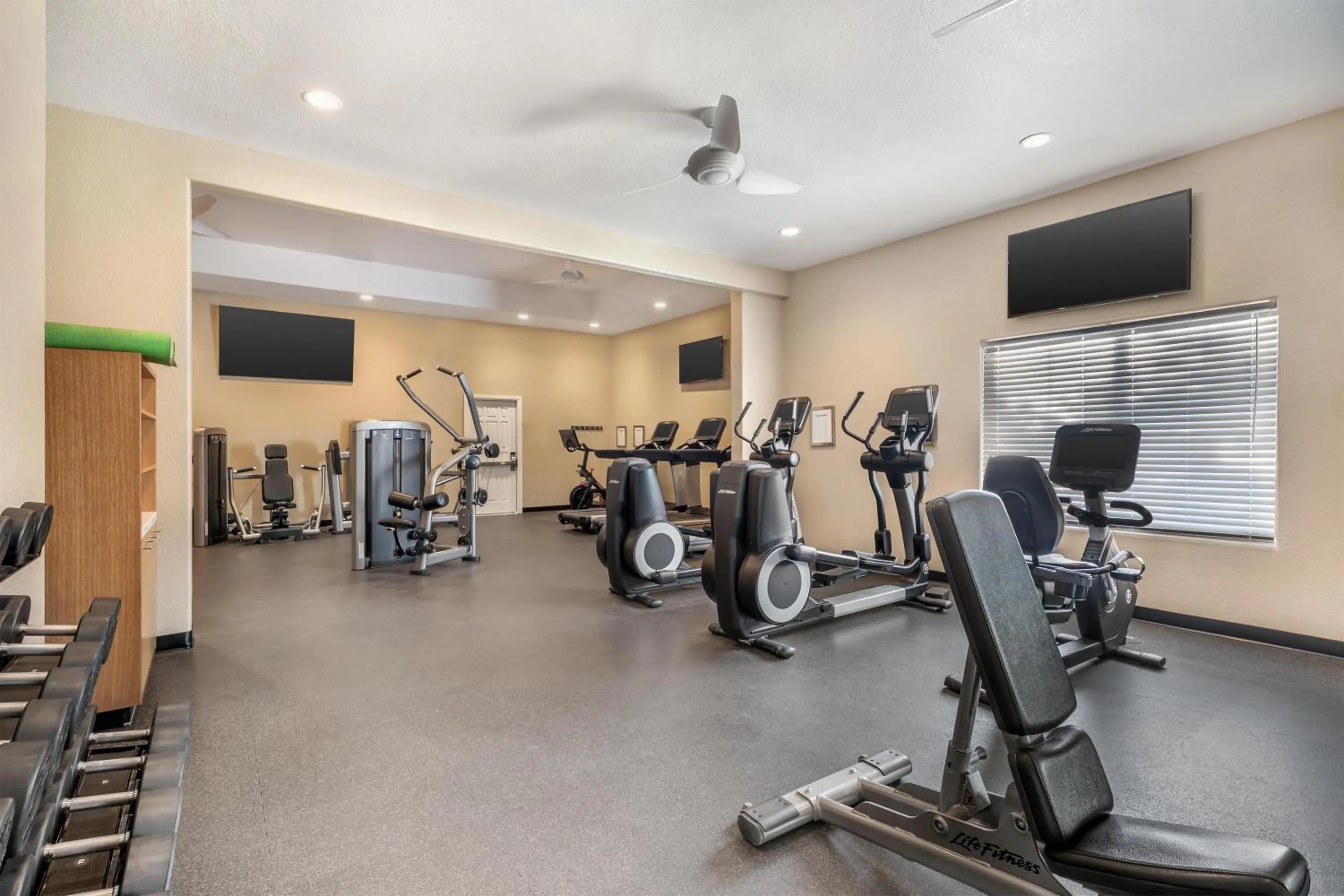 Fitness centre/facilities in Hilton Vacation Club Scottsdale Villa Mirage