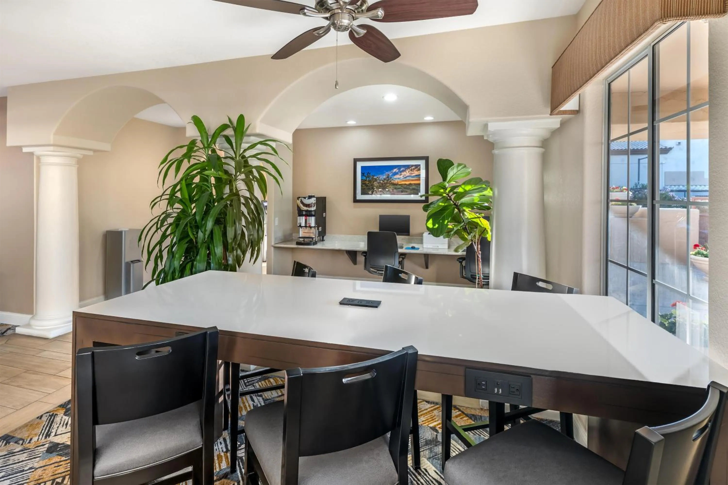 Business facilities in Hilton Vacation Club Scottsdale Villa Mirage