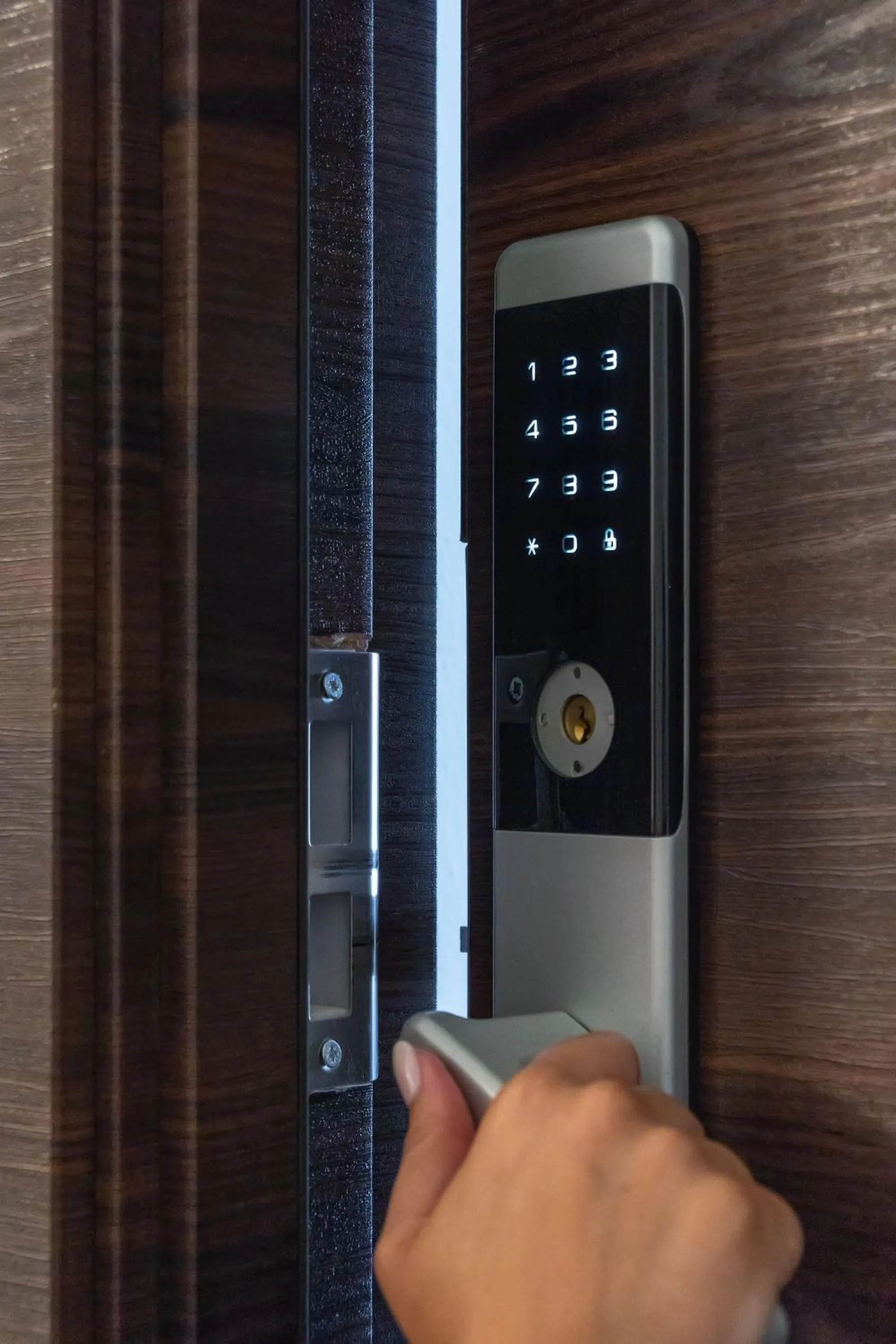 microwave in MR P. Boutique Residence