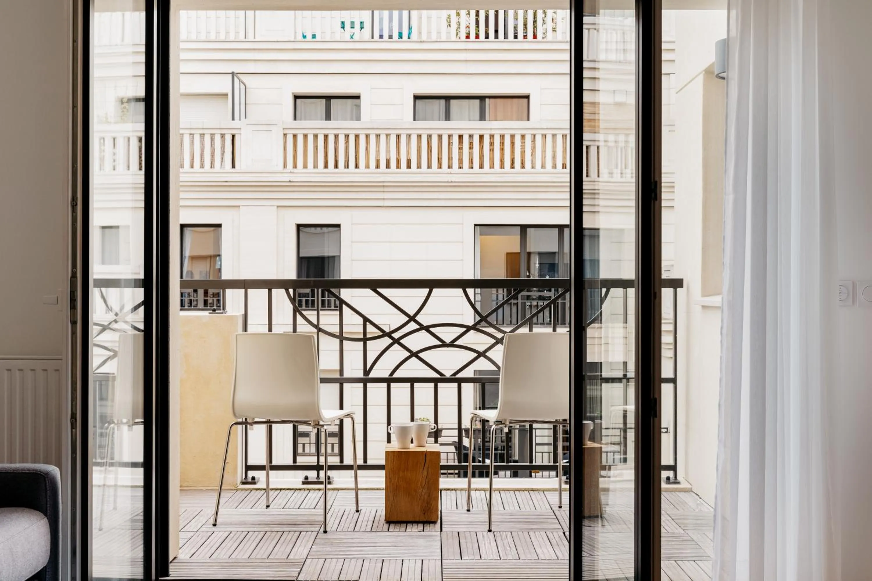 Balcony/Terrace in Edgar Suites Levallois – Jules Verne