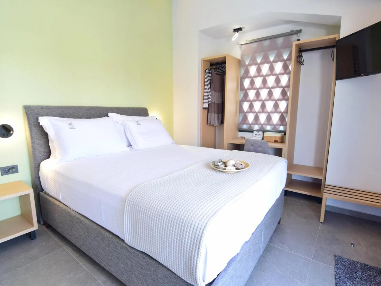 Bed in Aloe The Green Suites - Nikiti Halkidiki