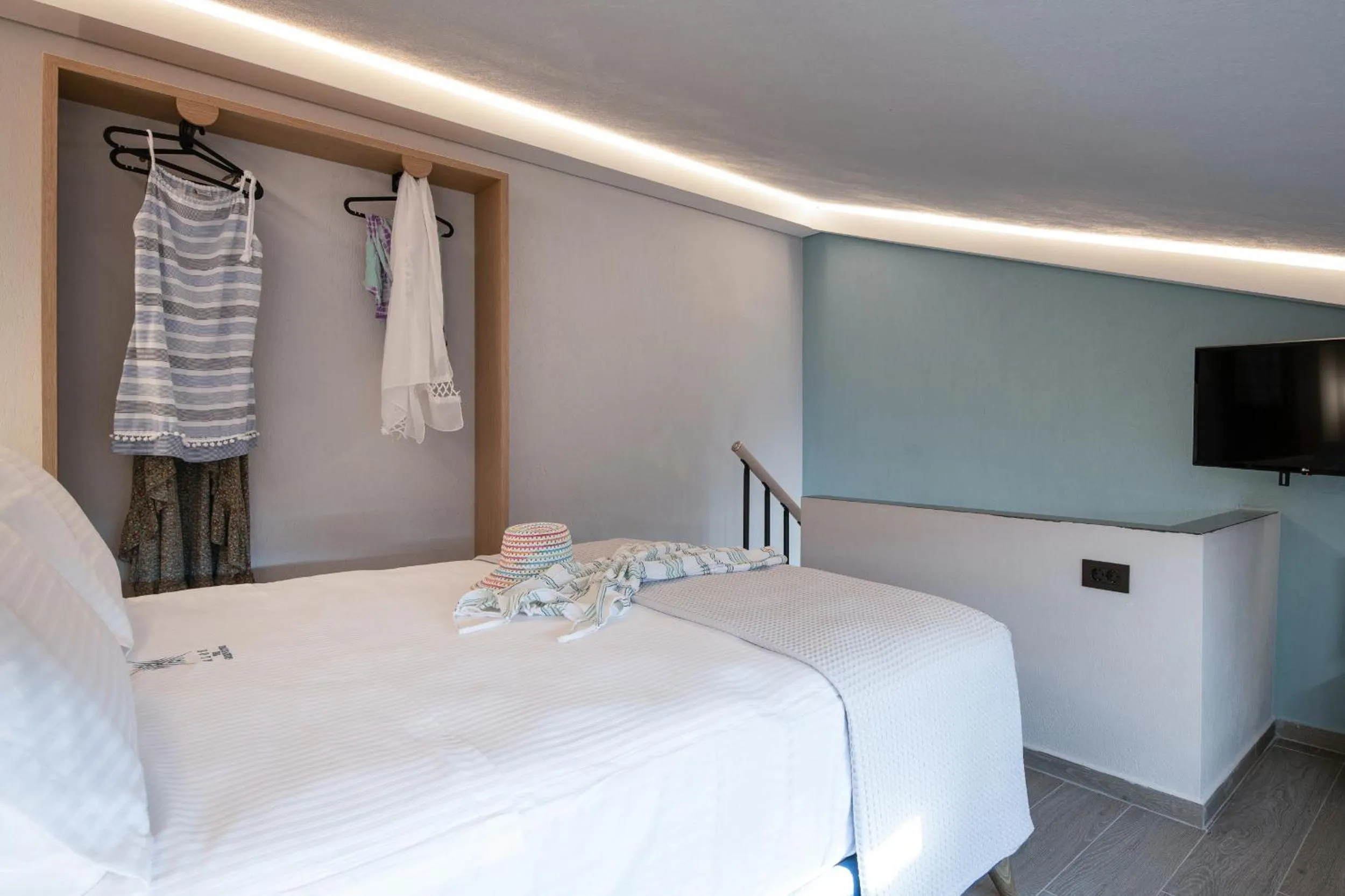 Bed in Aloe The Green Suites - Nikiti Halkidiki