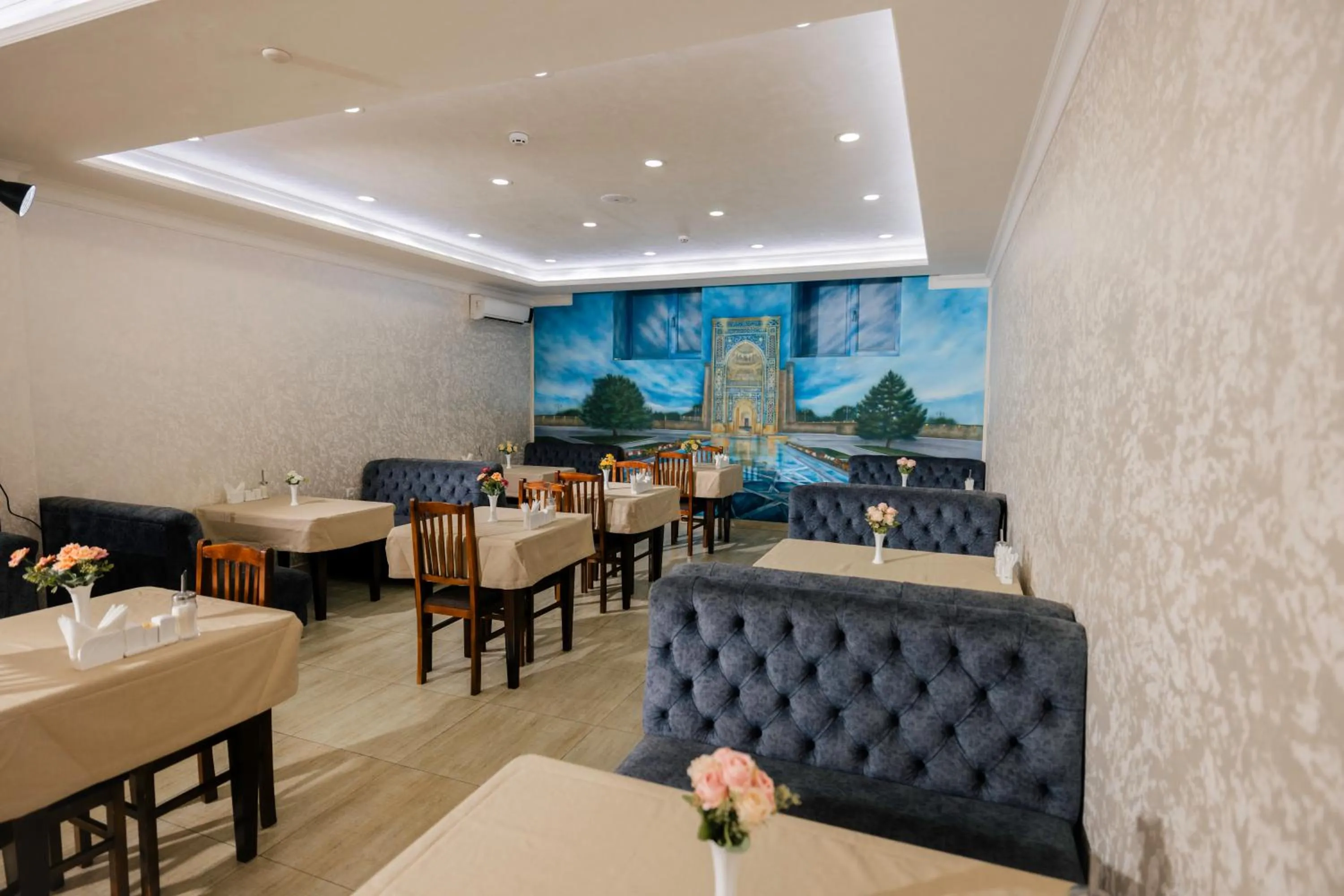 Restaurant/places to eat in Art Regency Premium Hotel, Free Airport Shuttle Service